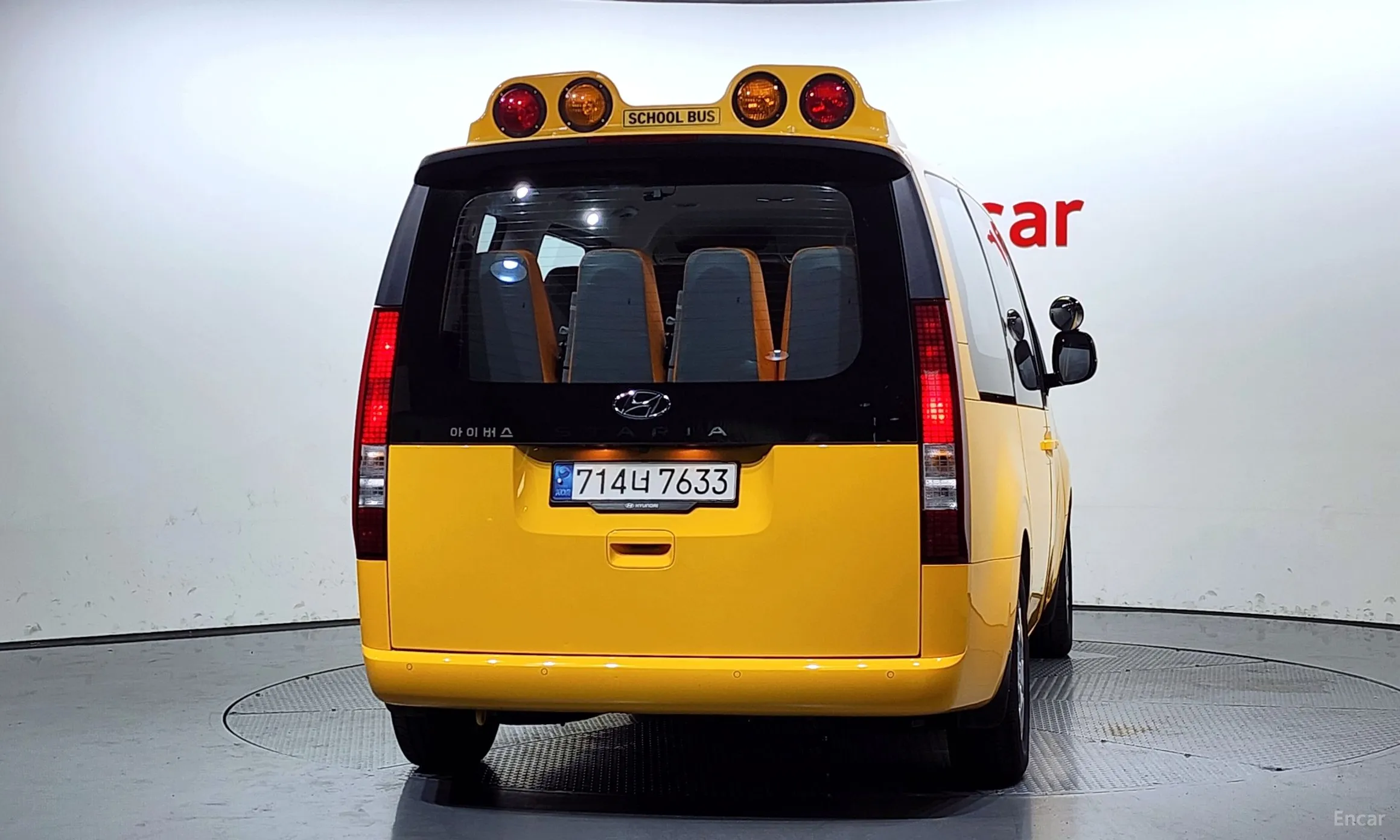 Hyundai Staria превью 3