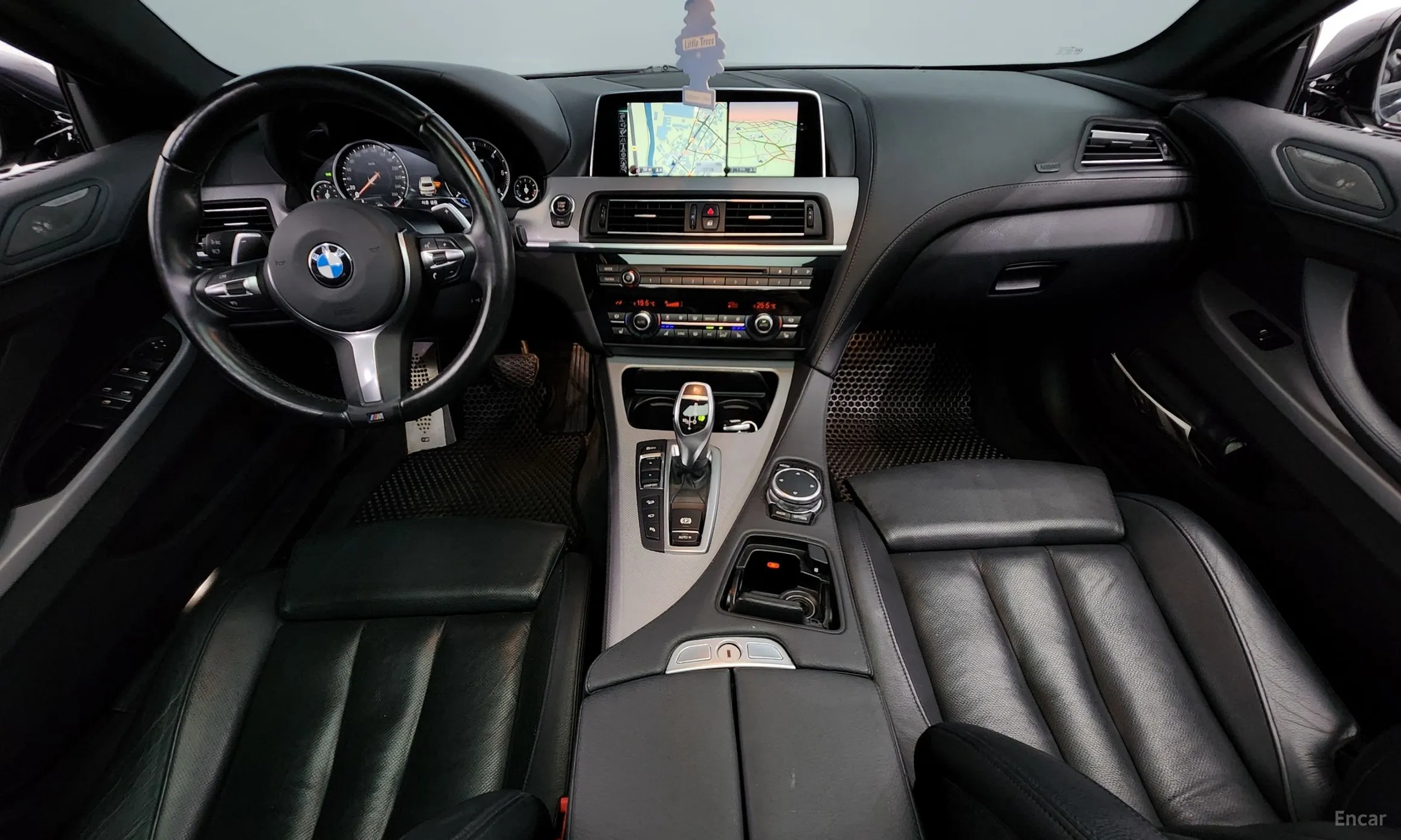 BMW 6 Series (F12) превью 4