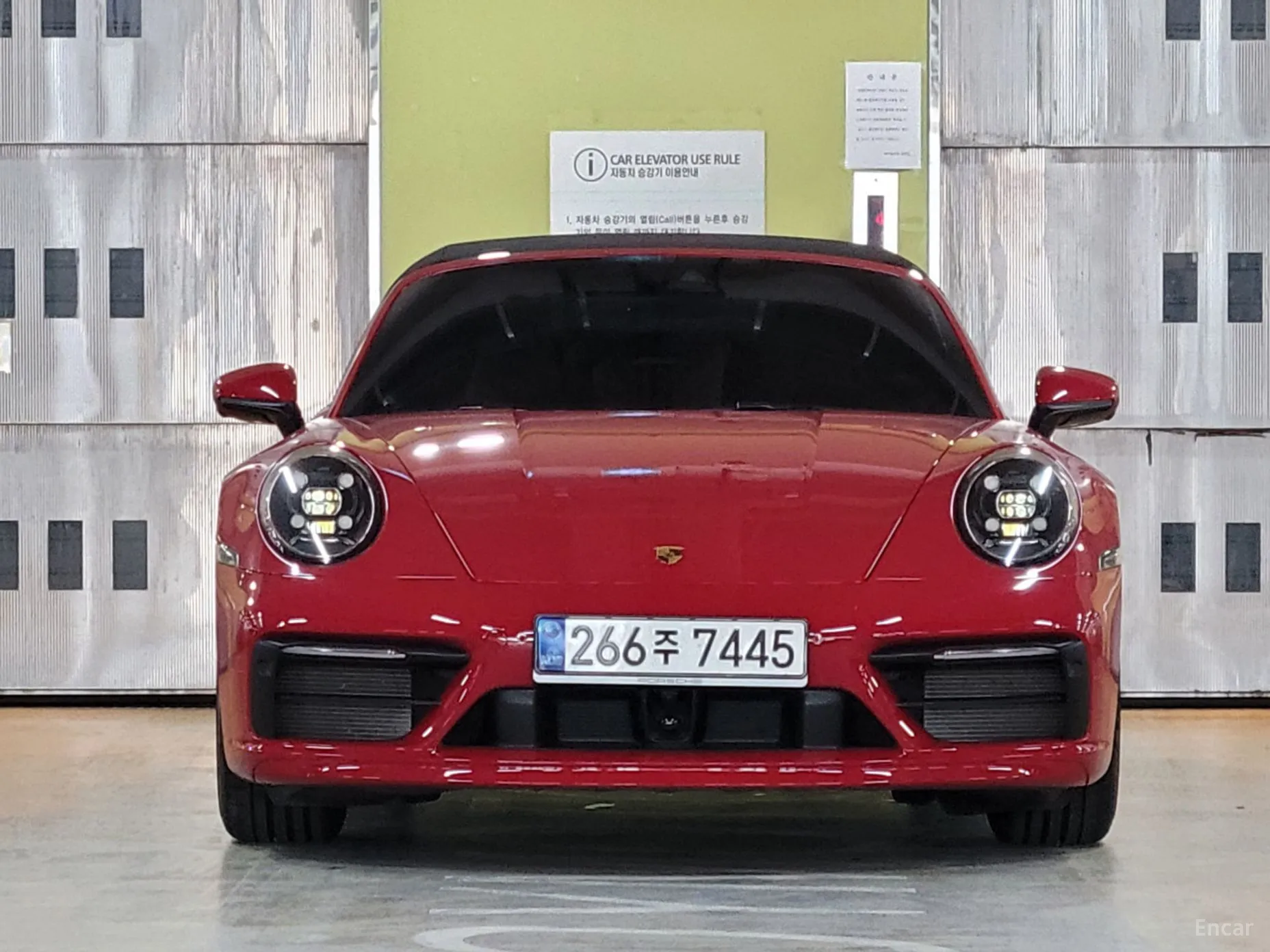 Porsche 911 (992) превью 2