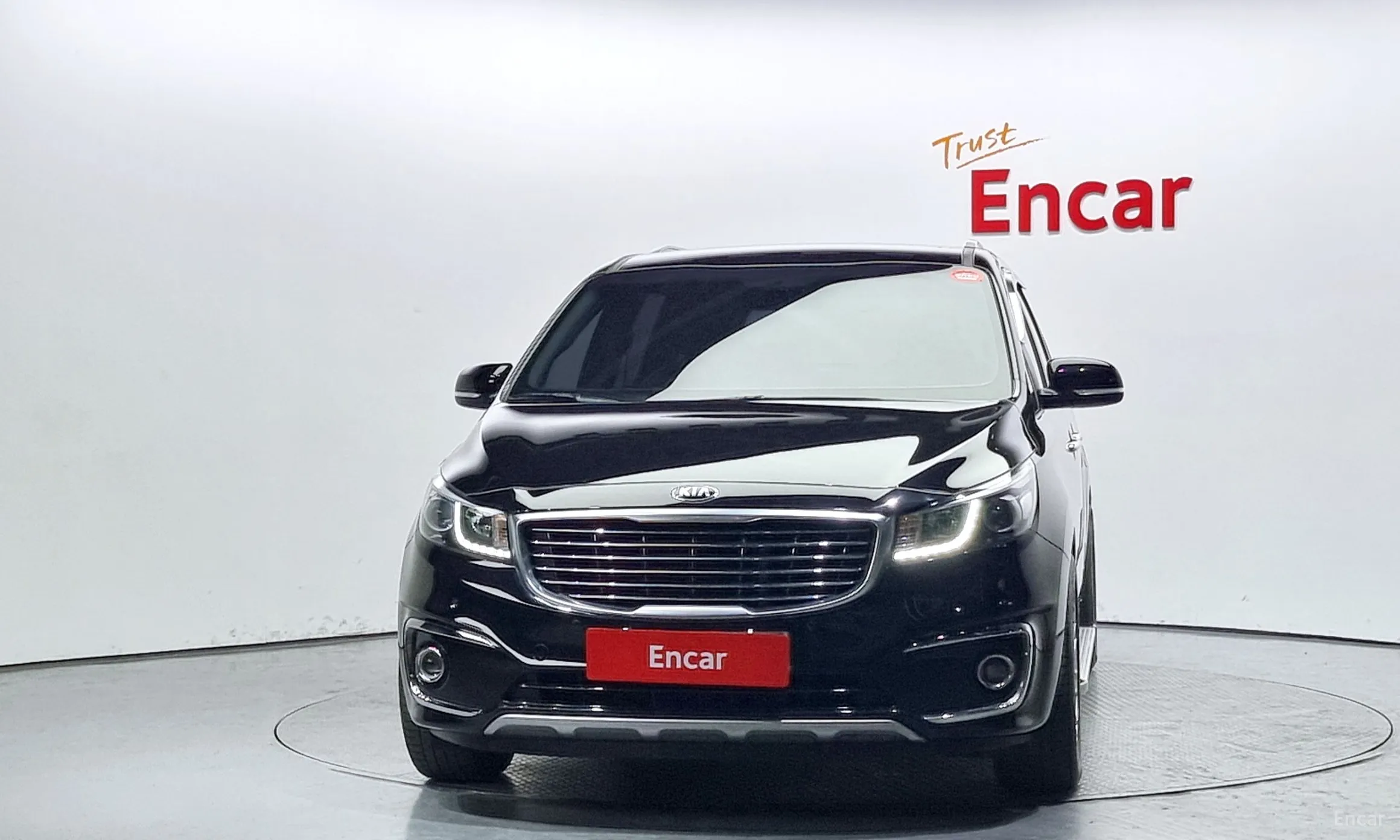 Kia Carnival превью 2