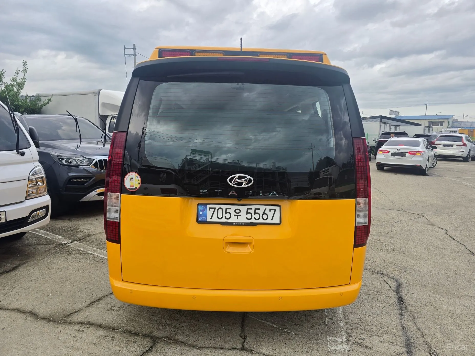 Hyundai Staria превью 3