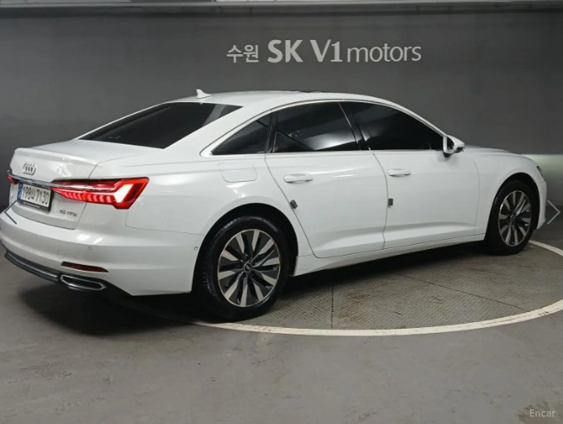 Audi A6 (C8) превью 2