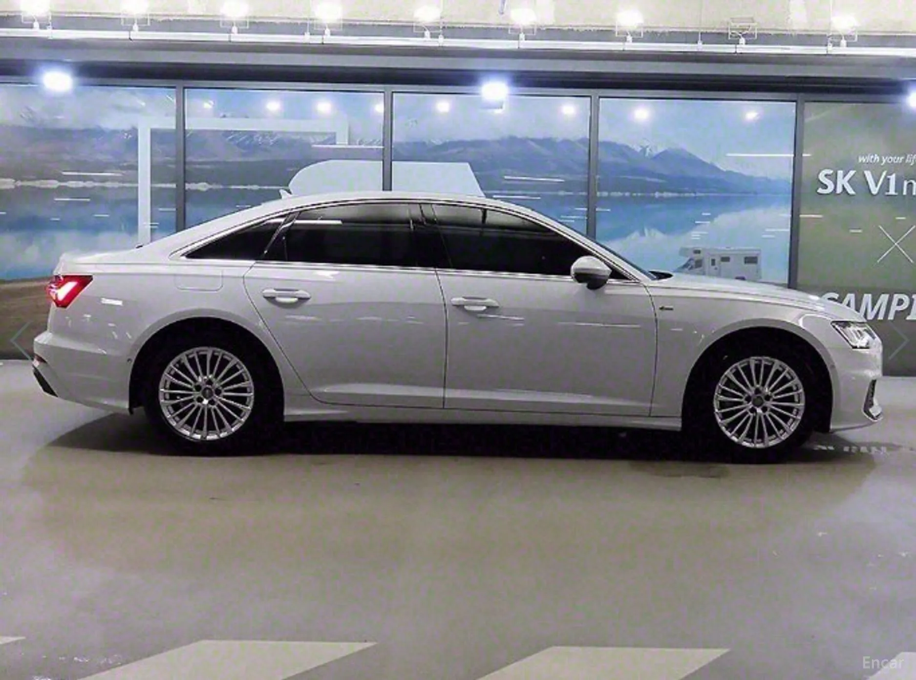 Audi A6 (C8) превью 2
