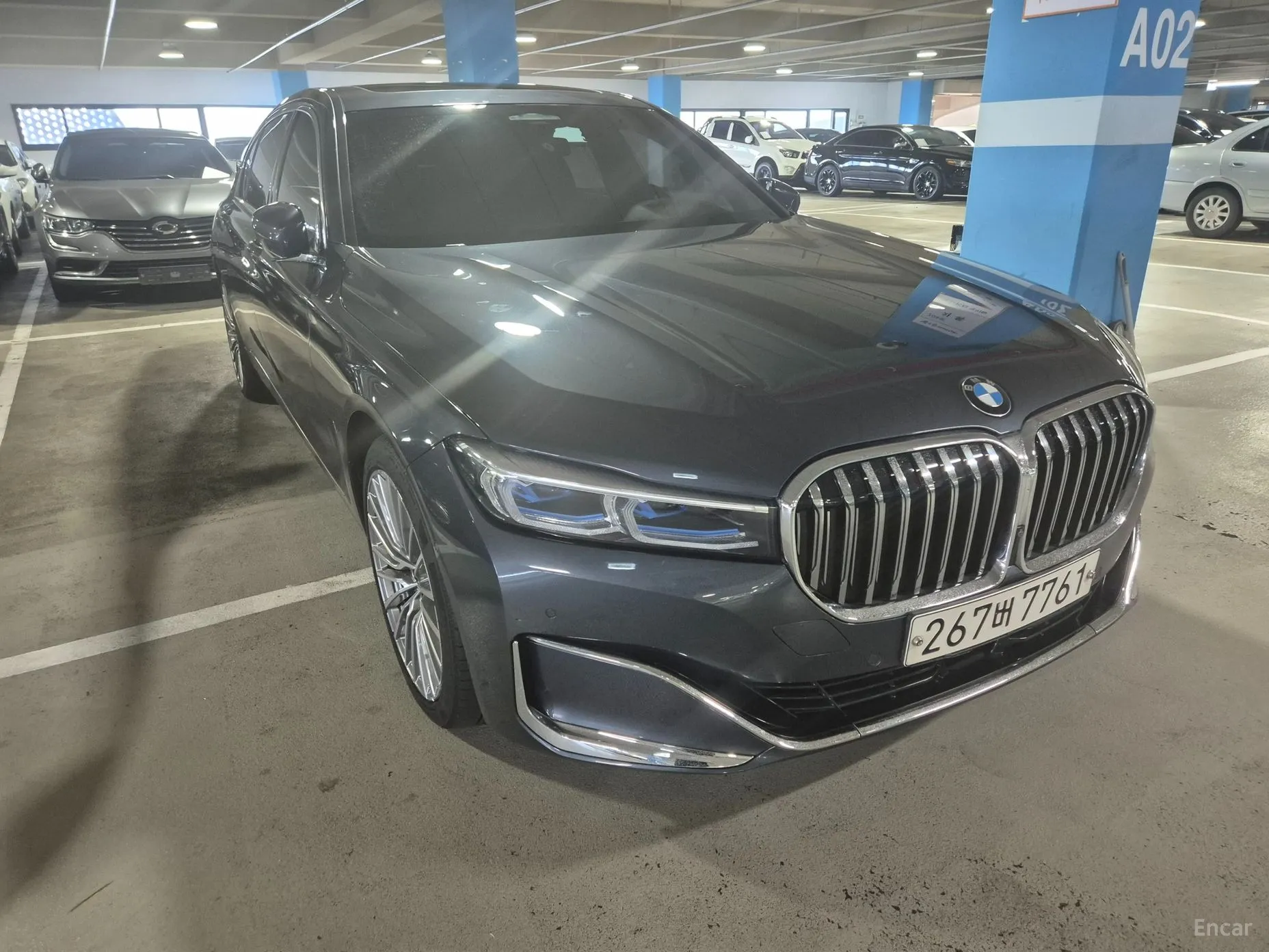 BMW 7 Series (G11) превью 2
