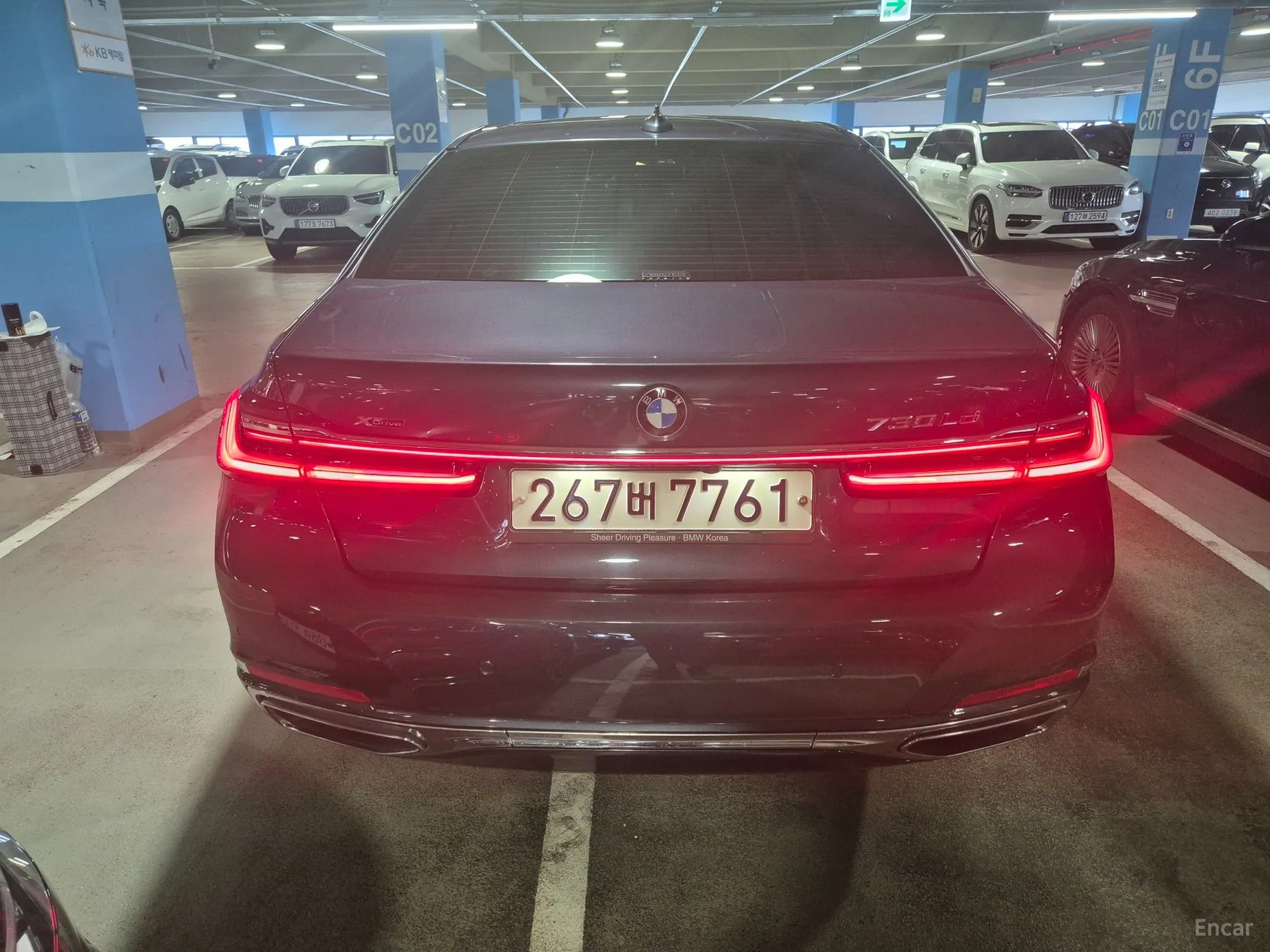 BMW 7 Series (G11) превью 3