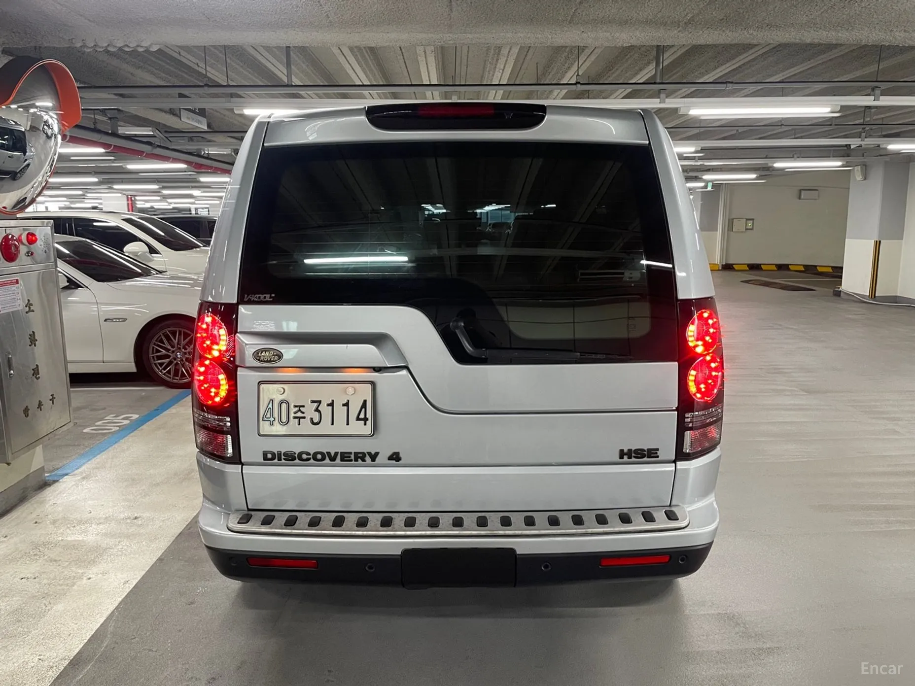 Land Rover Discovery 4 превью 3
