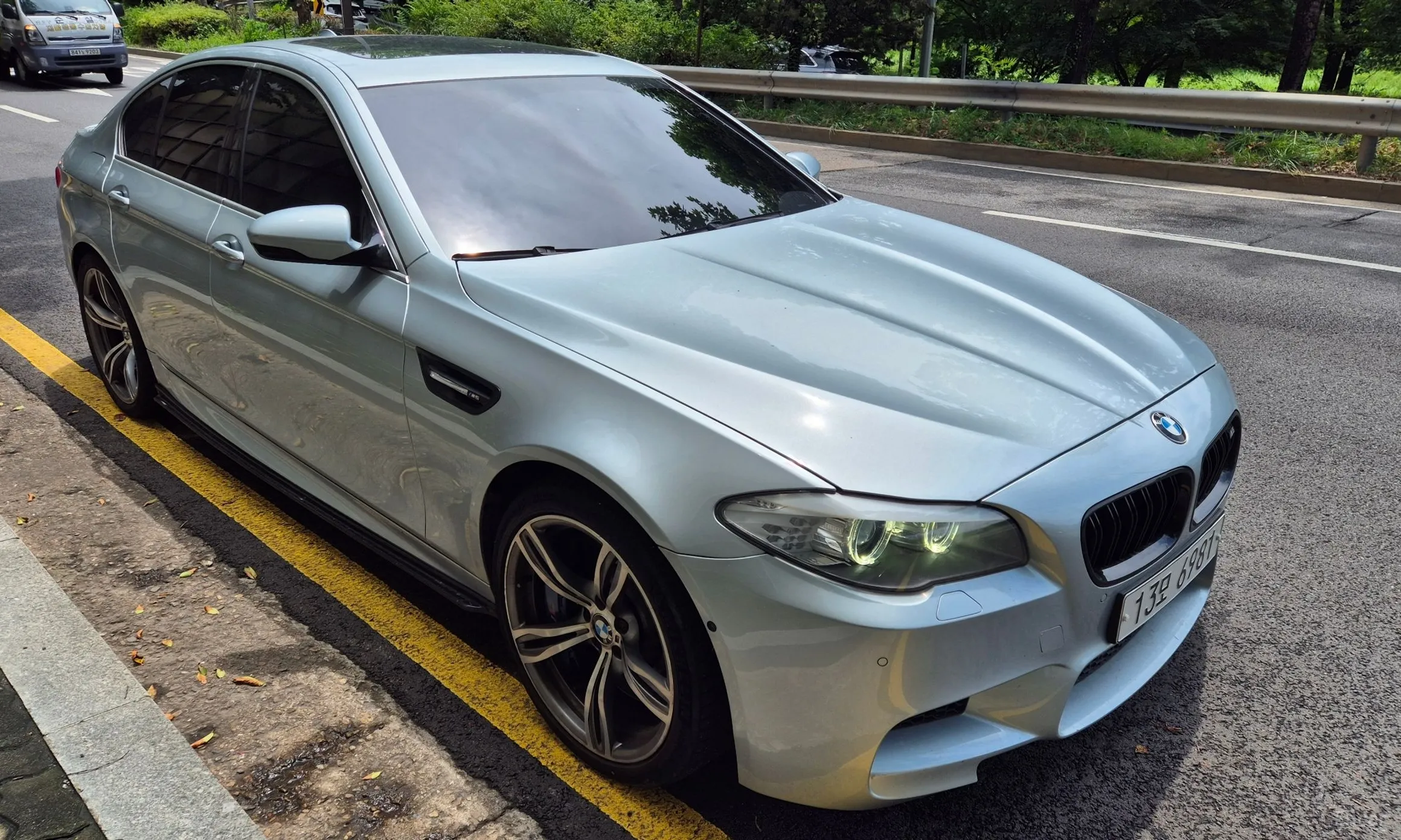 BMW M5 (F10)