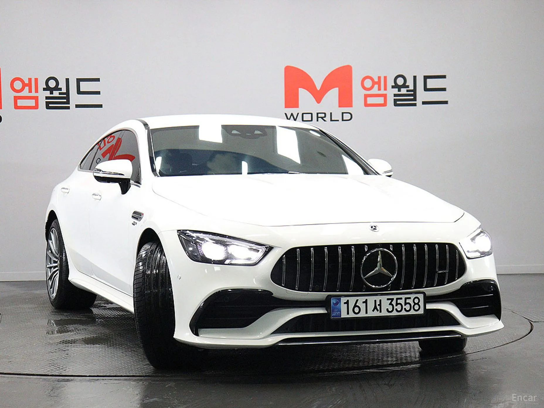 Mercedes Benz AMG GT превью 2