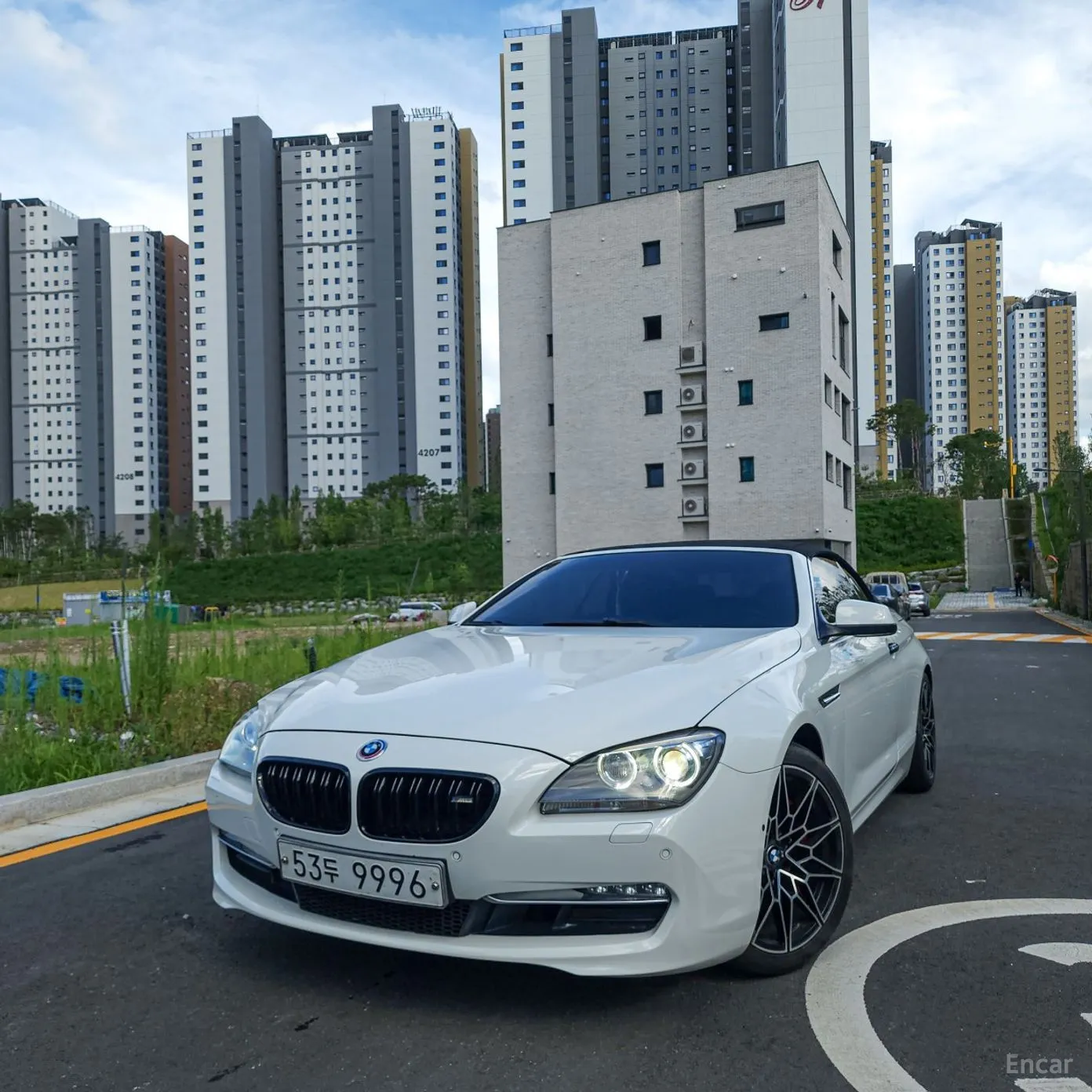 BMW 6 Series (F12)