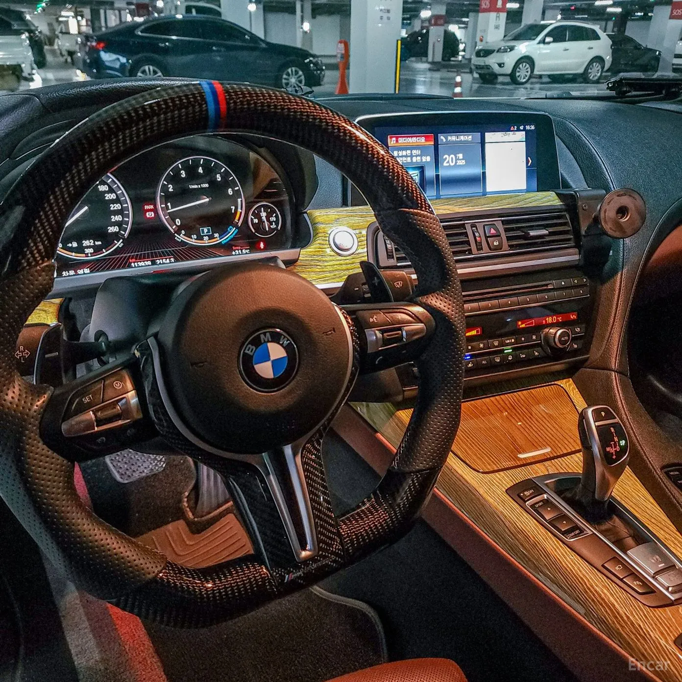 BMW 6 Series (F12) превью 3
