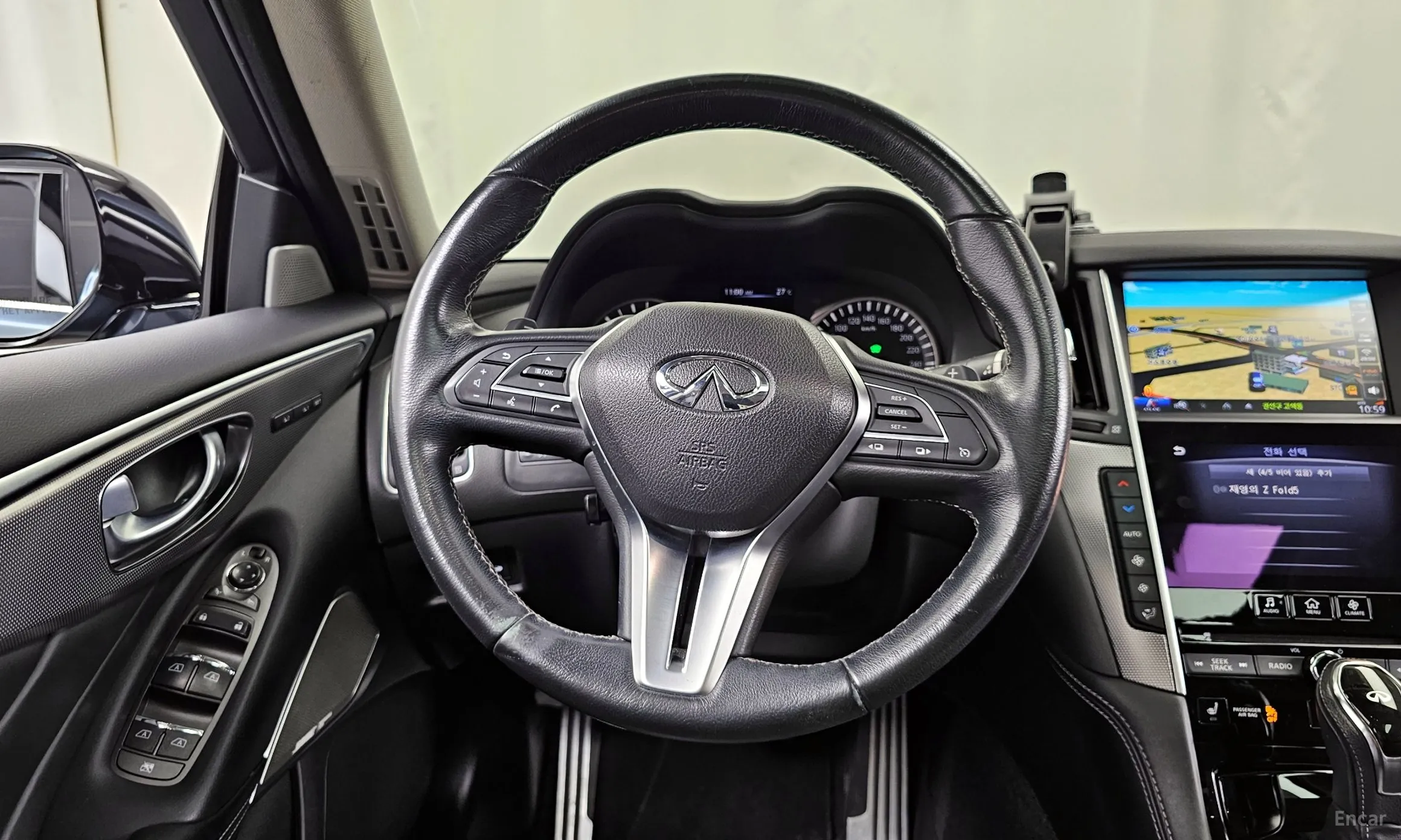 Infiniti Q50 превью 13