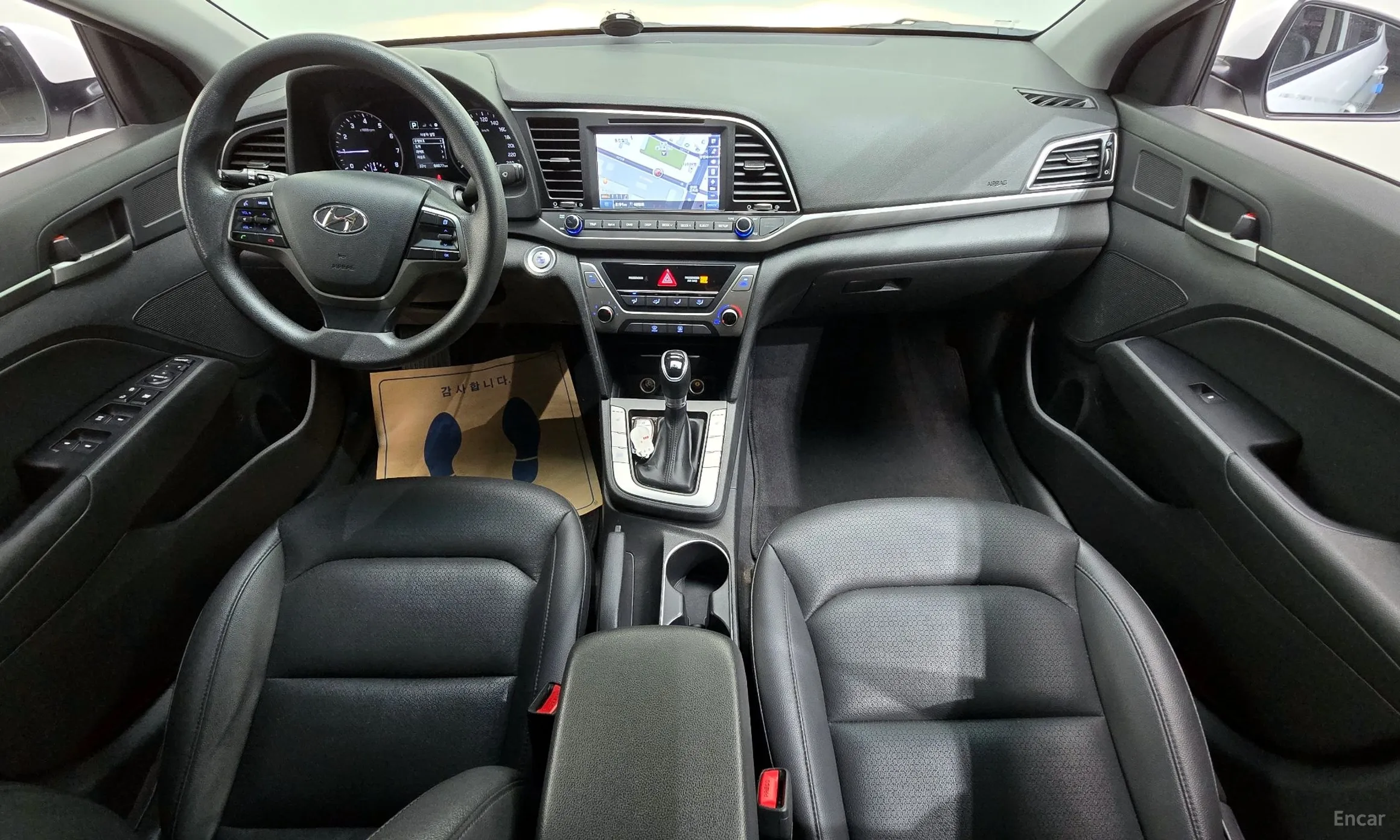Hyundai Avante AD превью 4