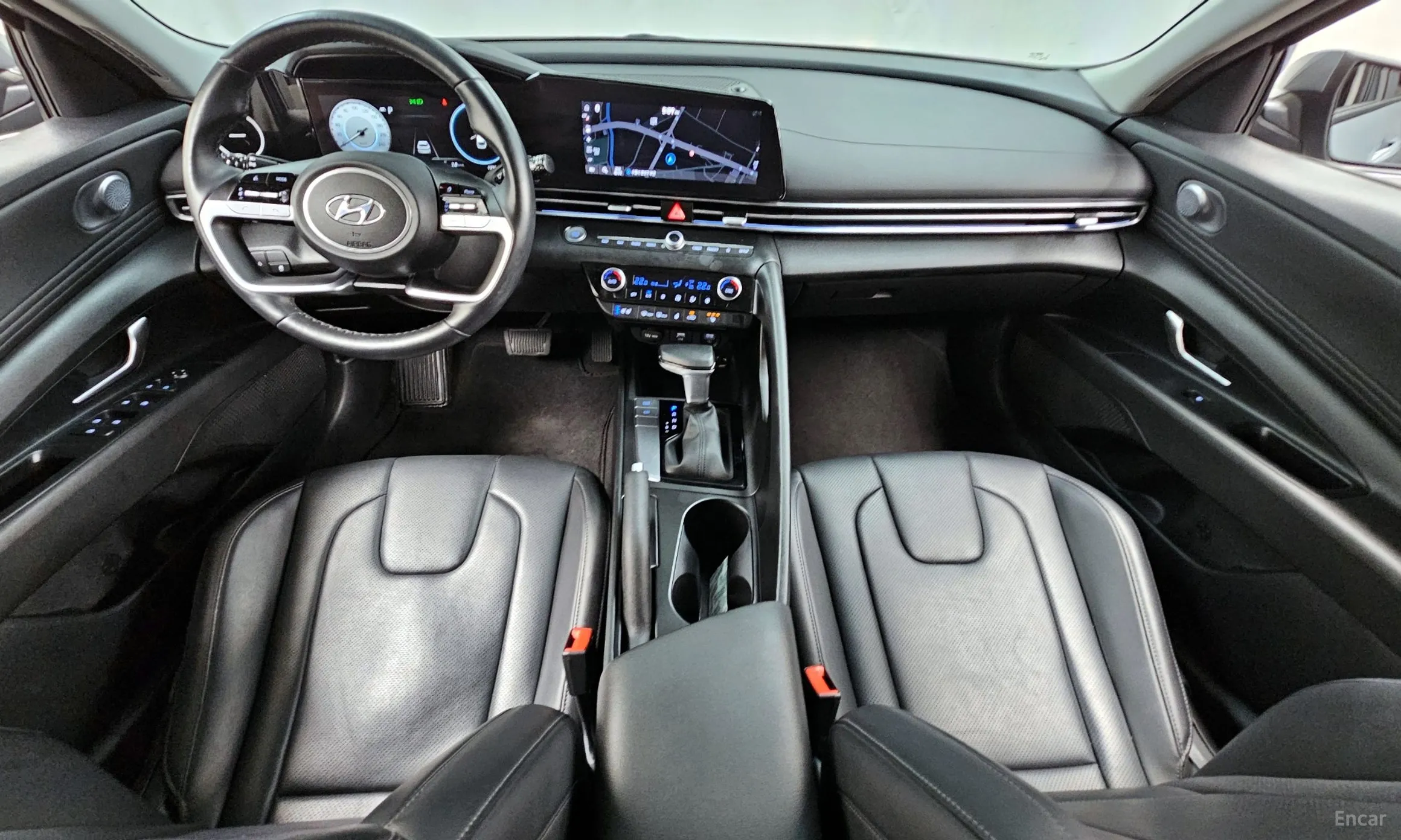 Hyundai Avante (CN7) превью 4