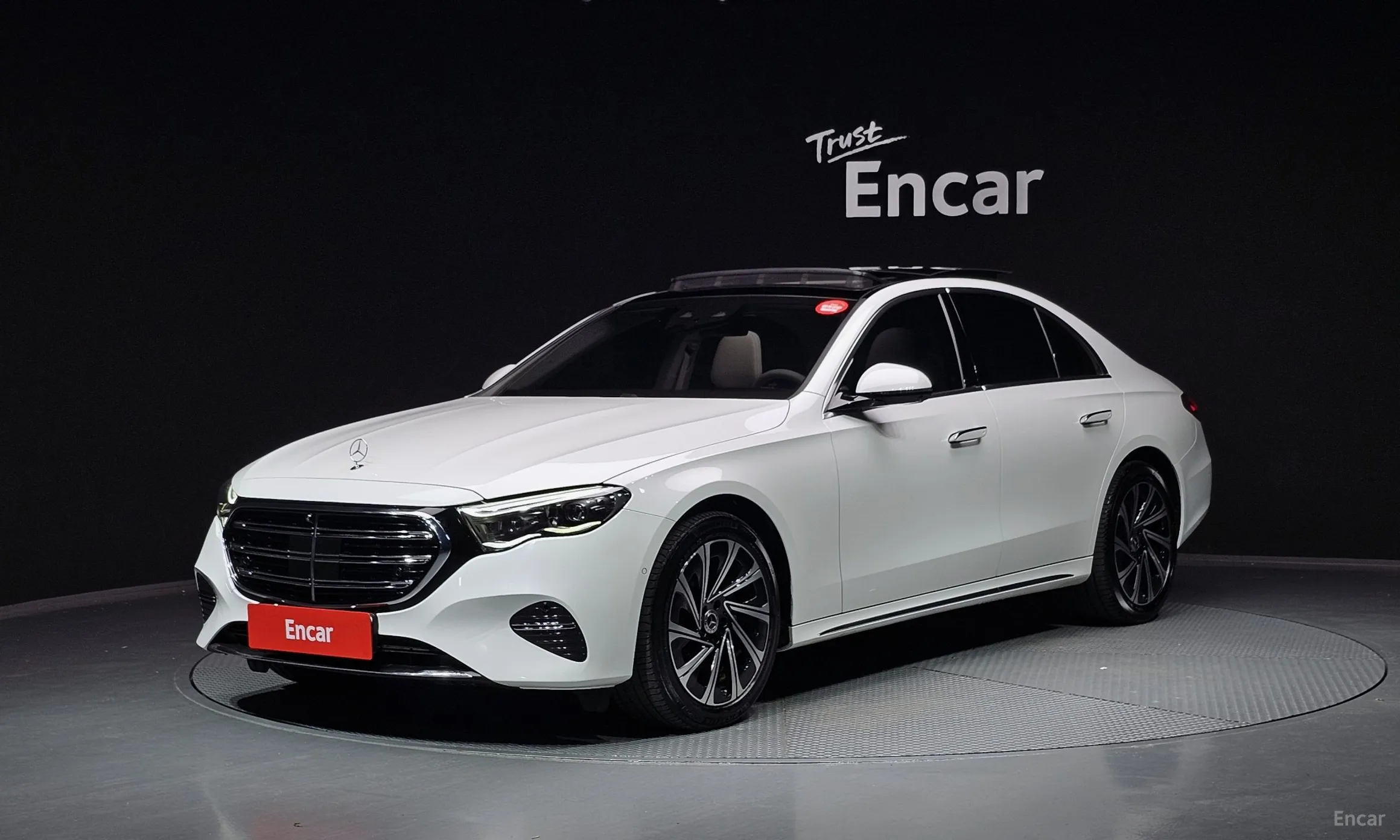 E-Class W214