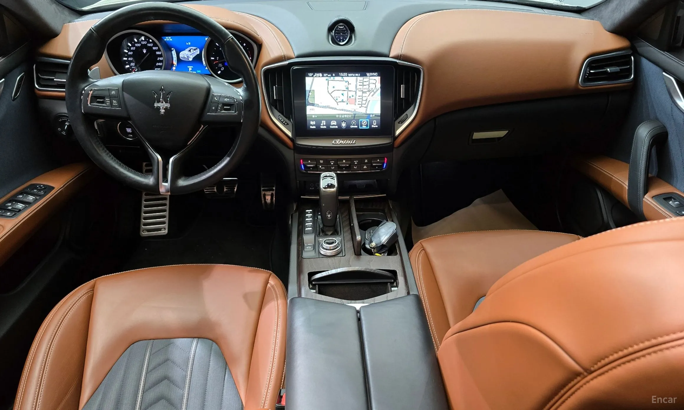 Maserati Ghibli превью 7