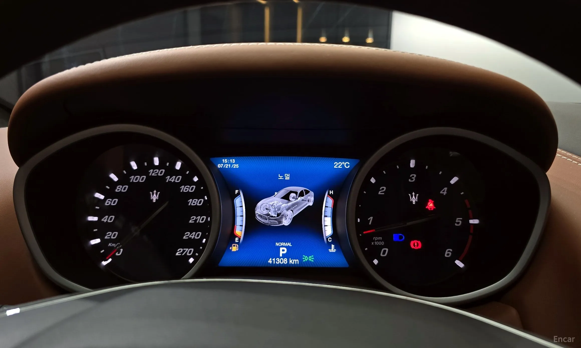 Maserati Ghibli превью 8