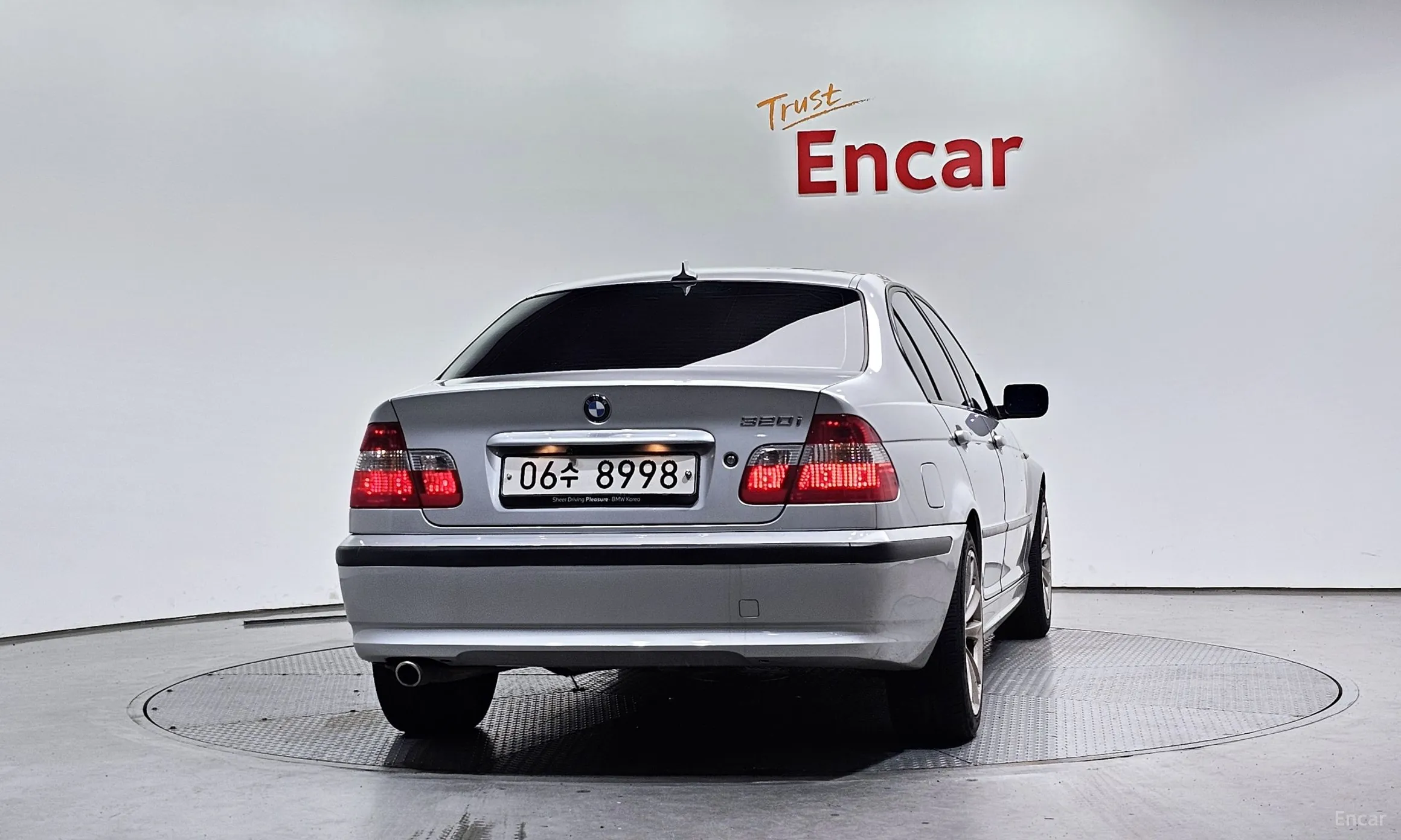 BMW 3 Series превью 3