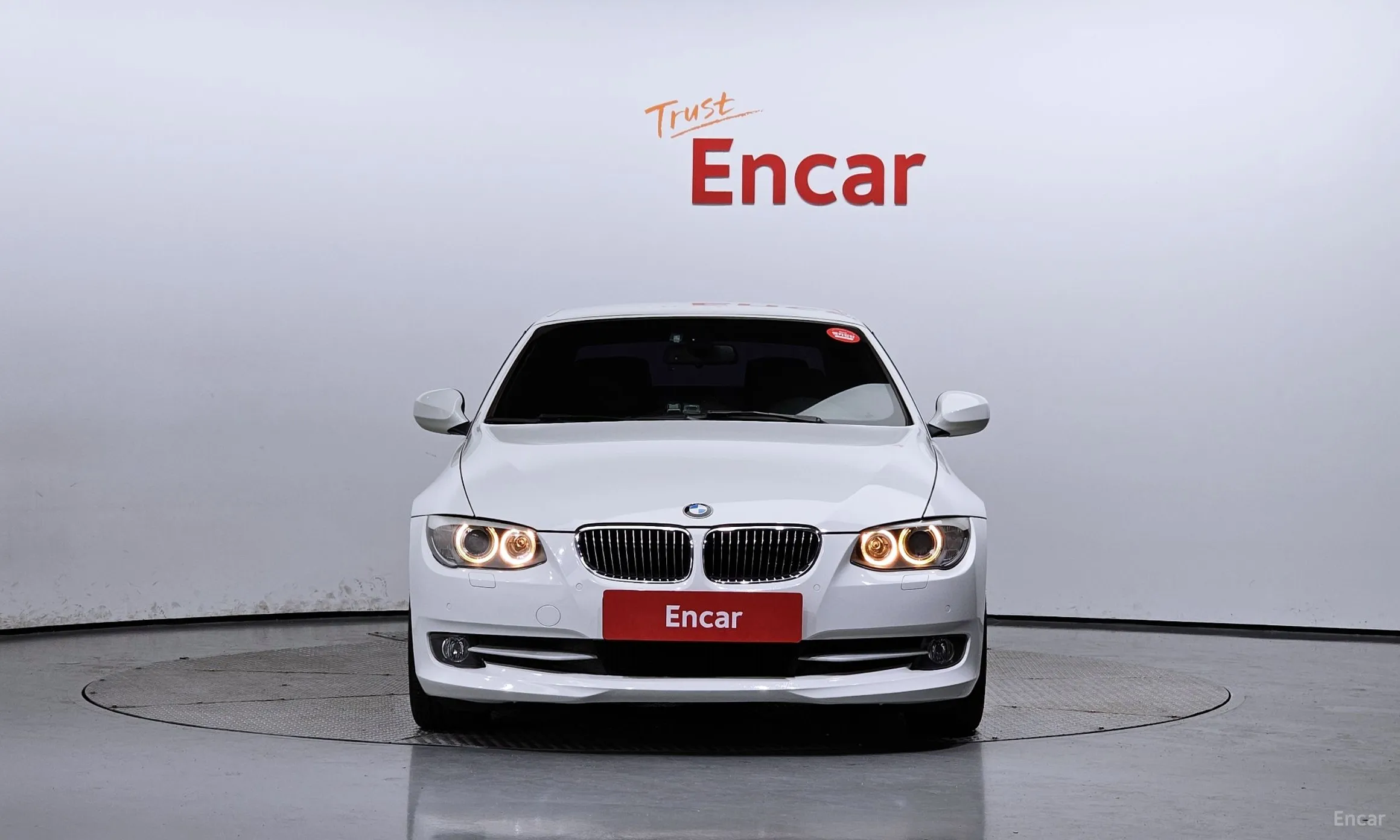 BMW 3 Series (E90) превью 2