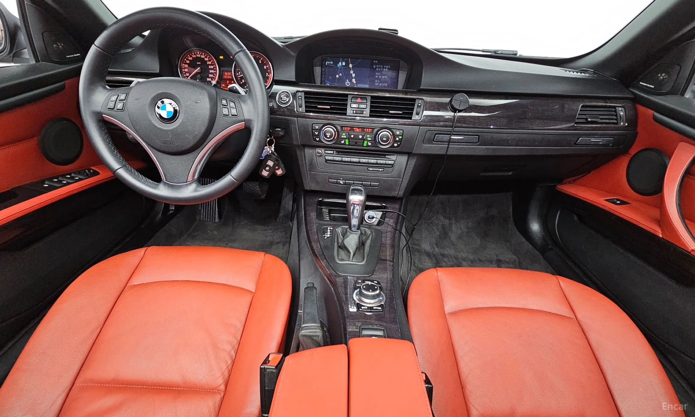 BMW 3 Series (E90) превью 4