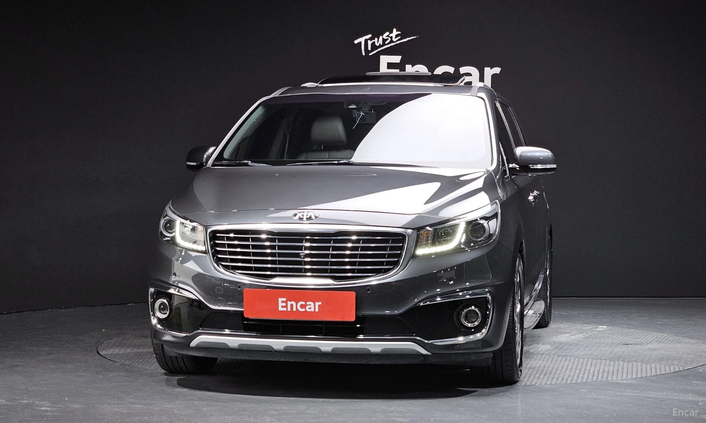 Kia Carnival превью 2