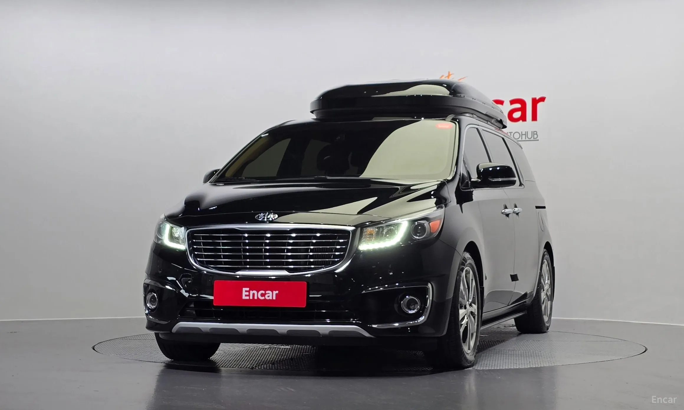 Kia Carnival превью 2