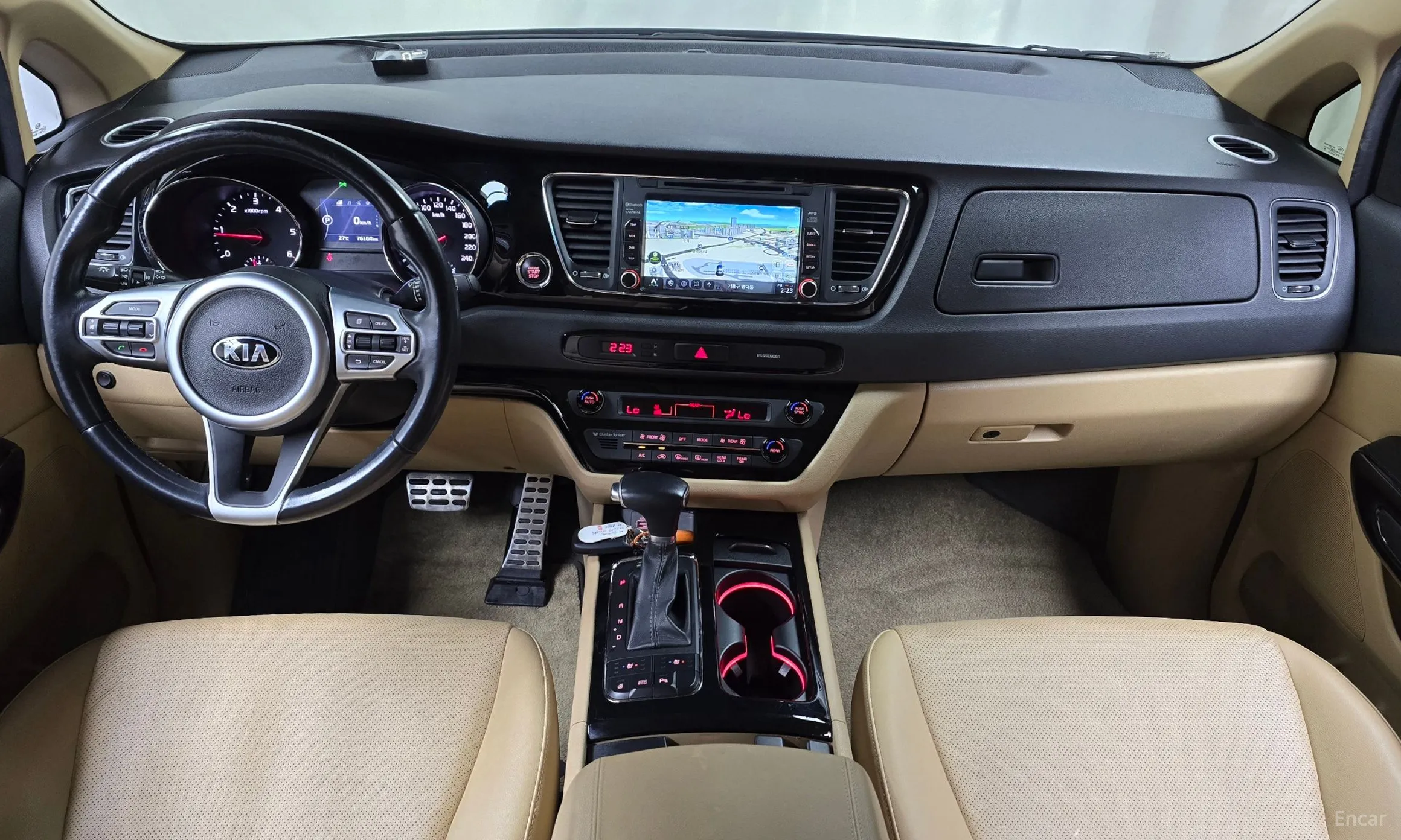 Kia Carnival превью 4