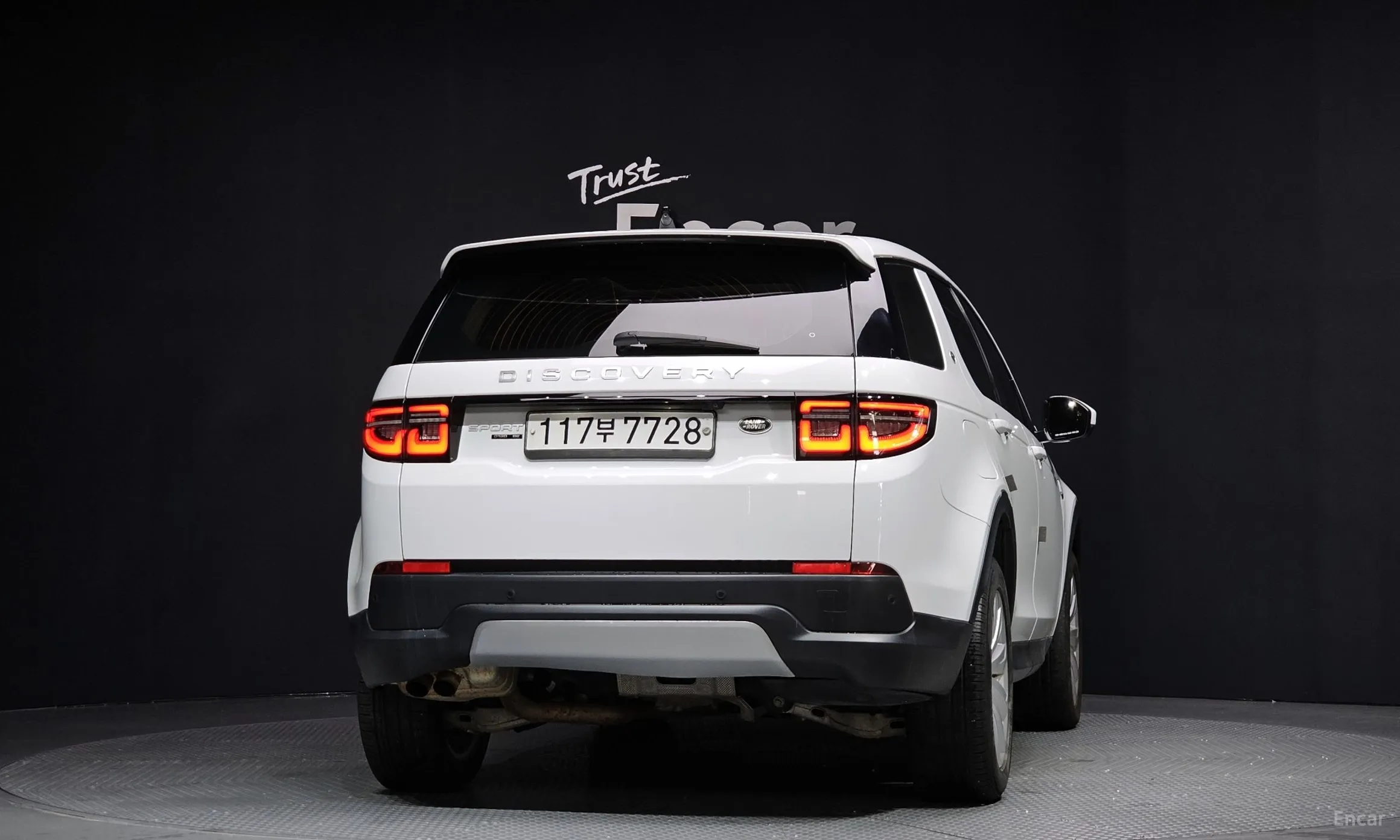 Land Rover Discovery Sports превью 3