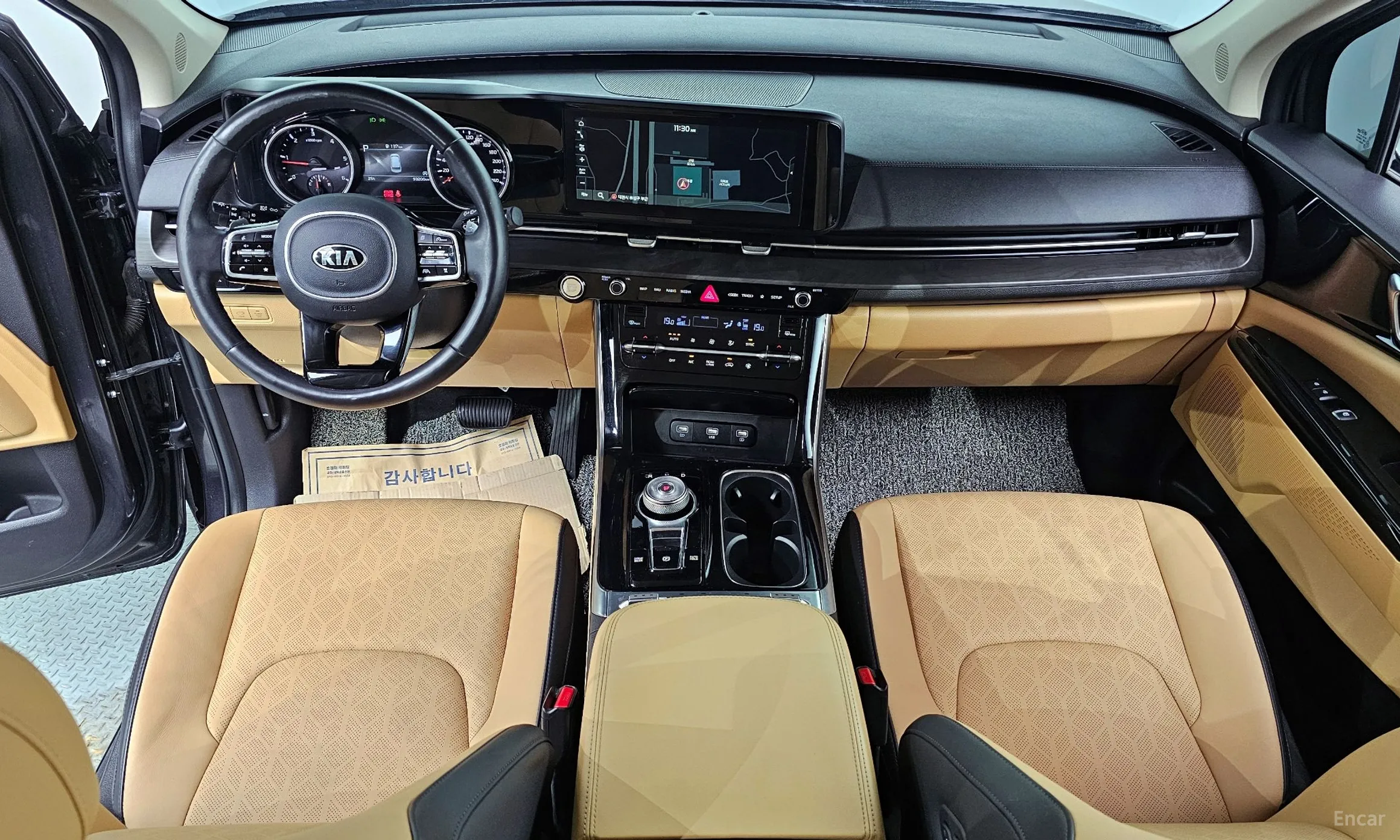 Kia Carnival Gen 4 превью 4