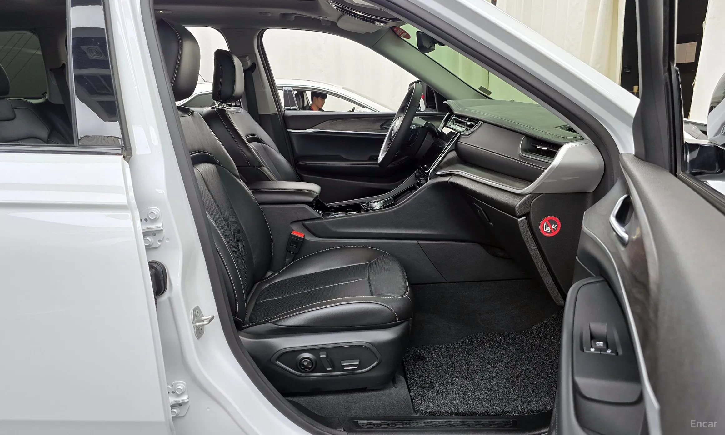Jeep Grand Cherokee (WL) превью 11