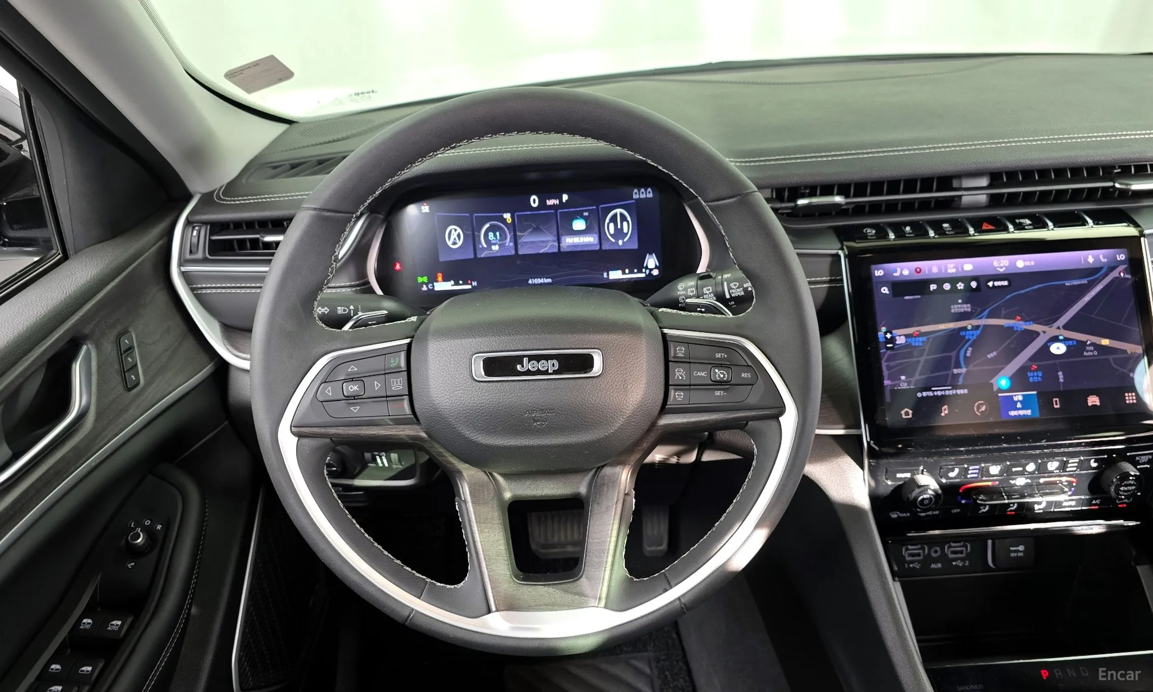 Jeep Grand Cherokee (WL) превью 13