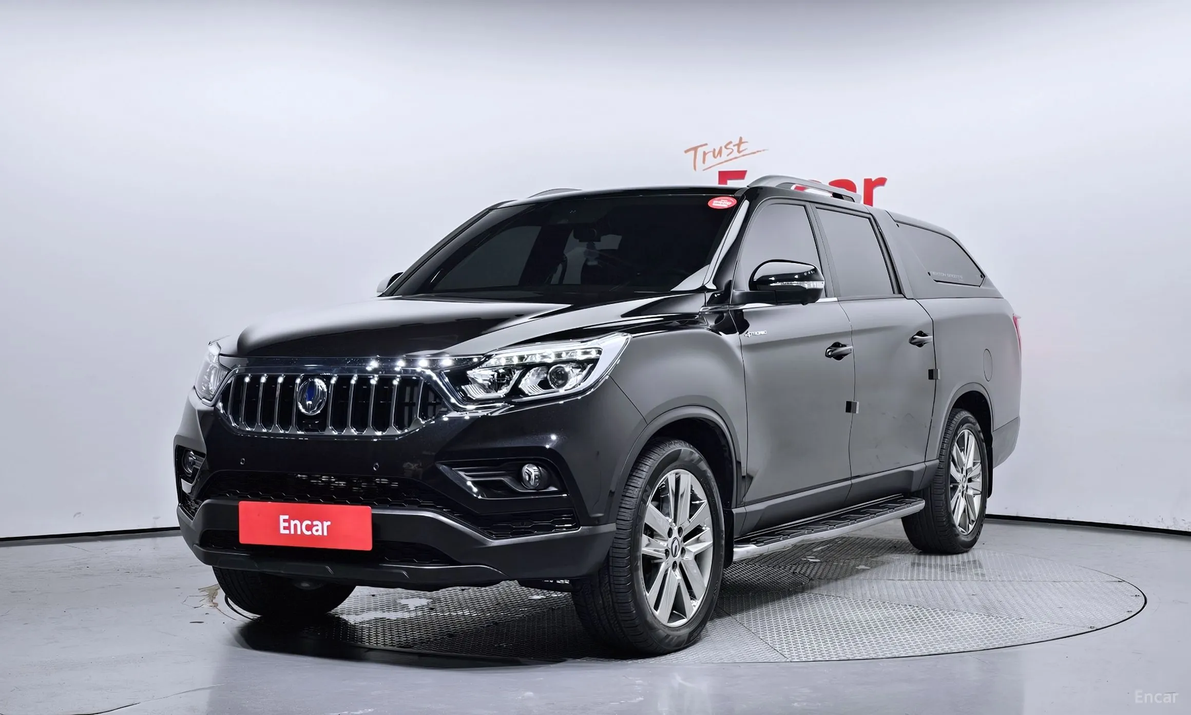 Rexton Sports Khan