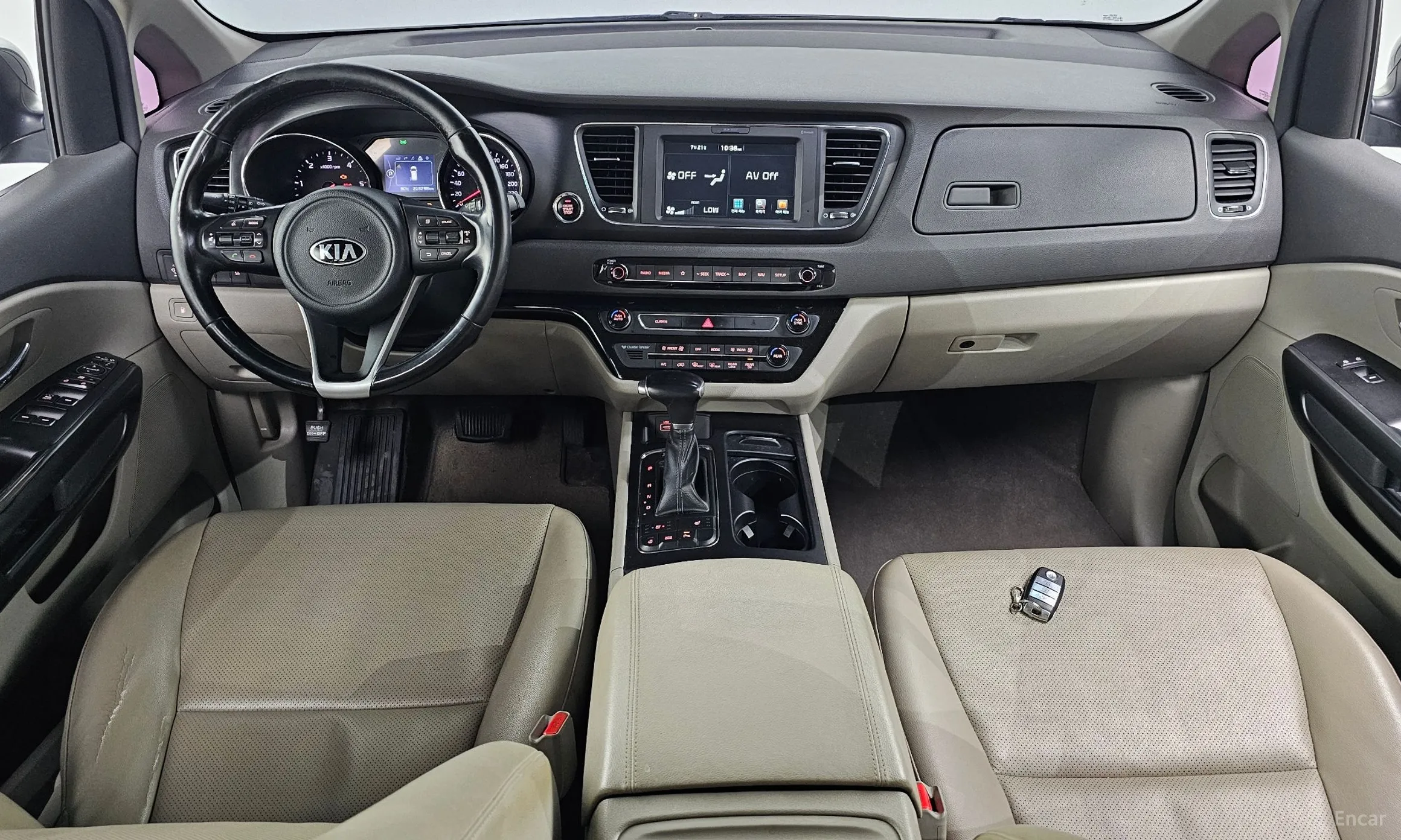 Kia Carnival превью 4