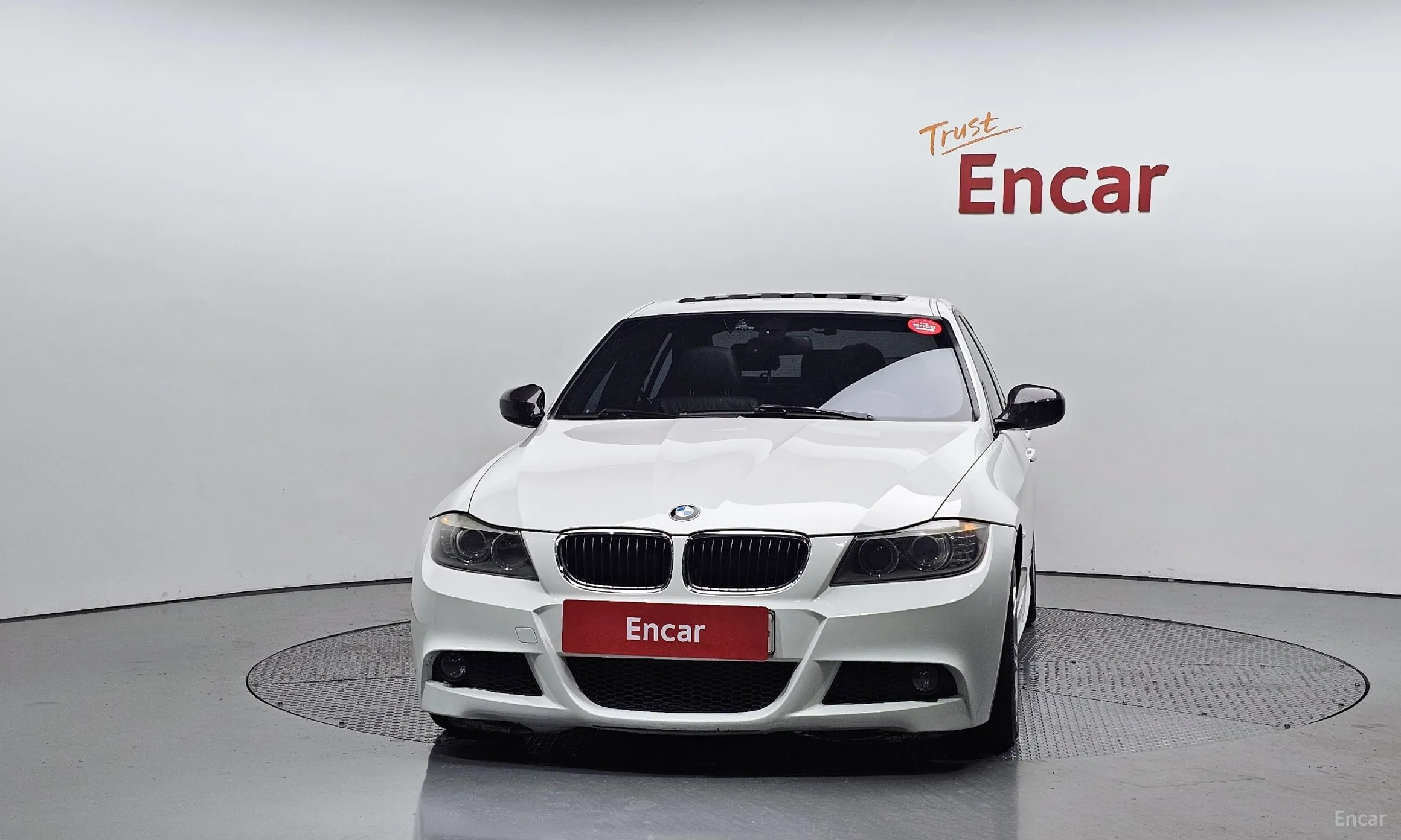 BMW 3 Series (E90) превью 2