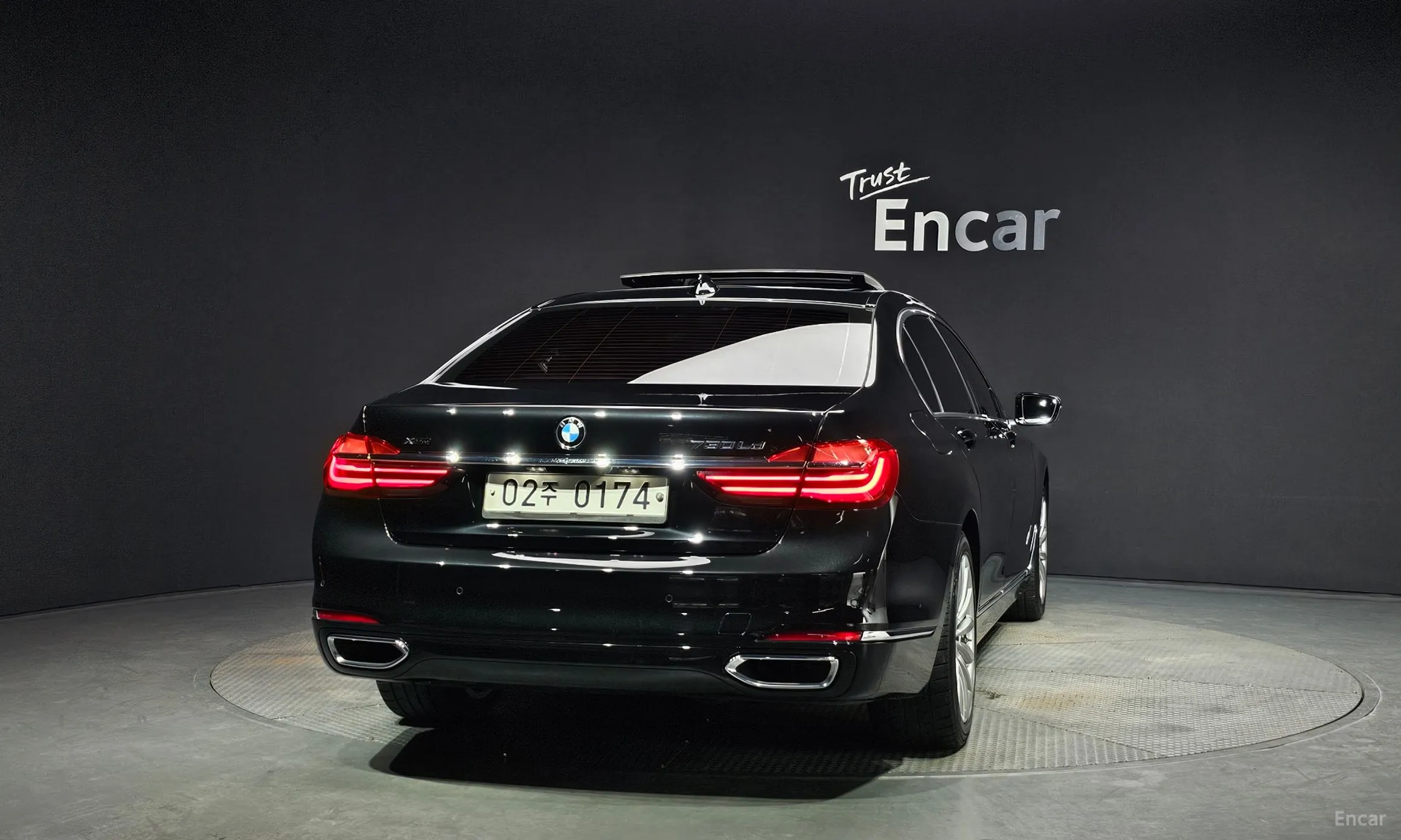 BMW 7 Series (G11) превью 3