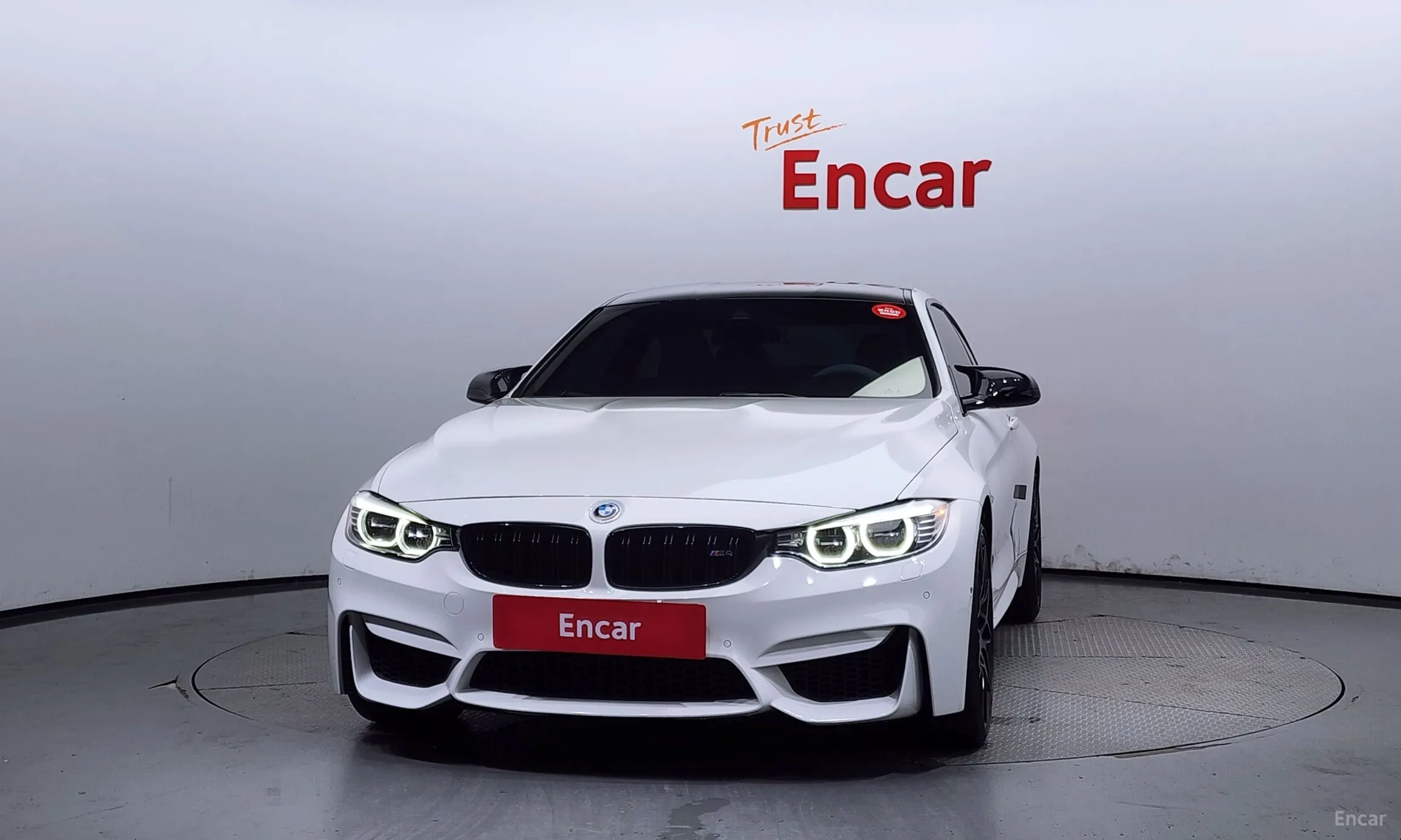 BMW M4 (F82)