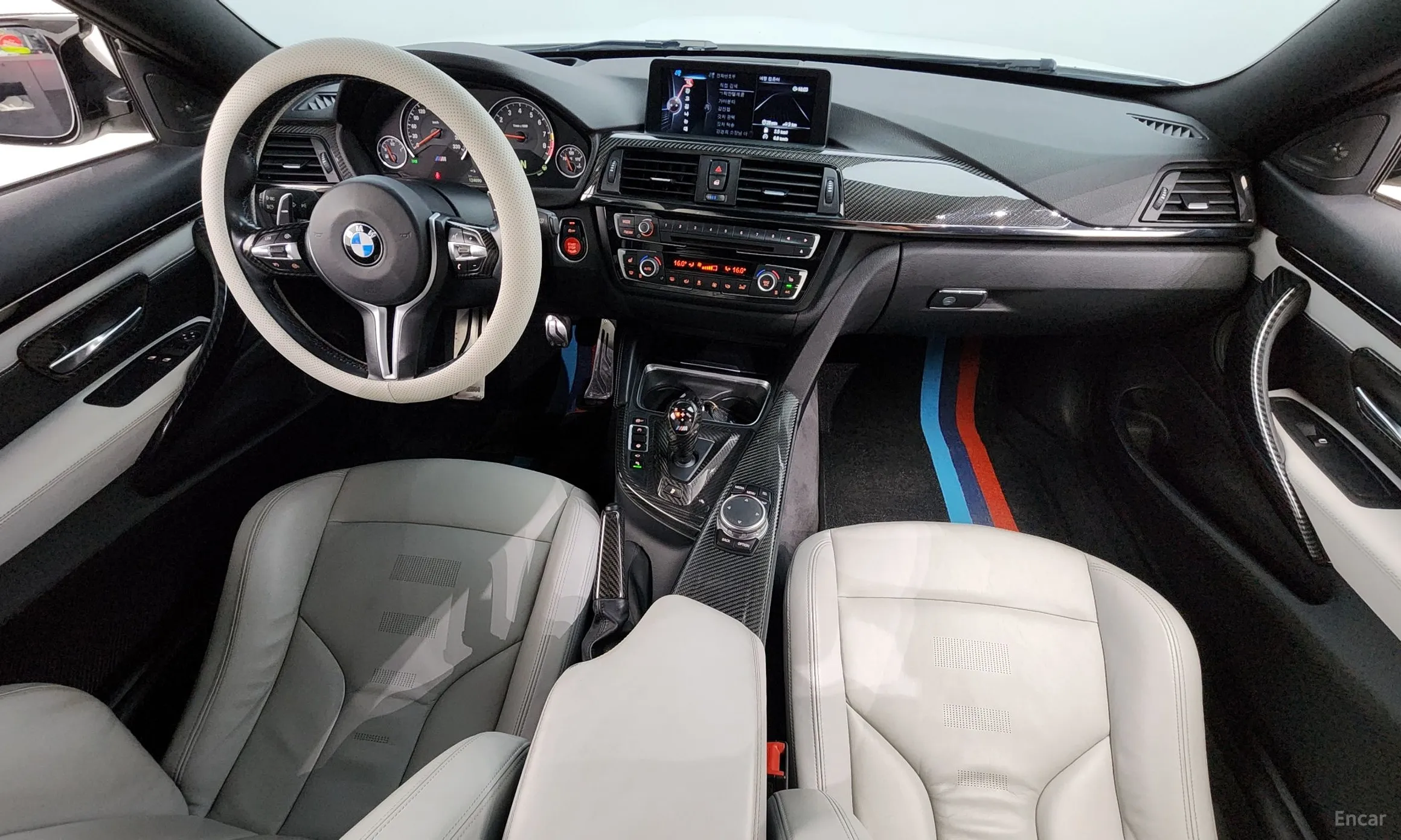 BMW M4 (F82) превью 4