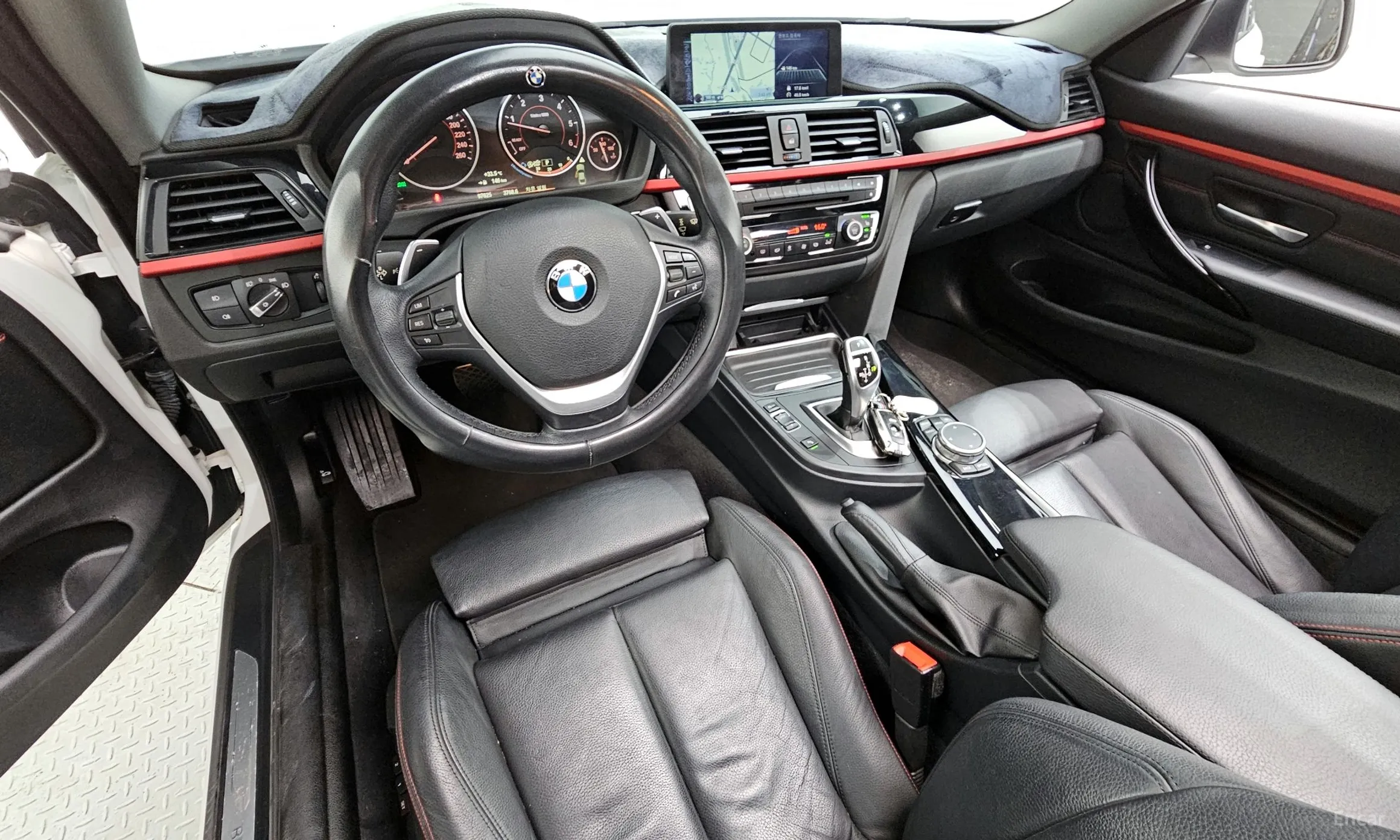 BMW Series 4 (F32) превью 4