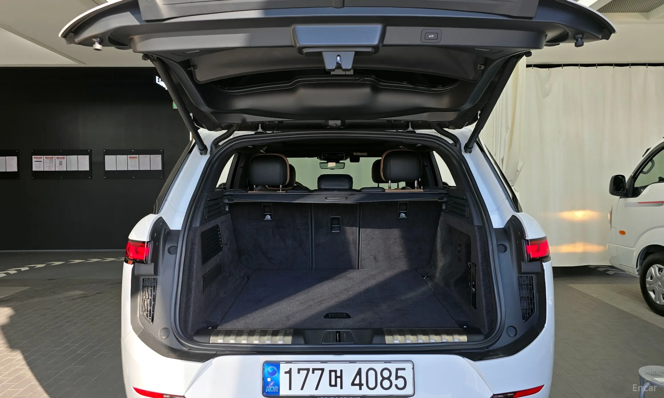 Land Rover Range Rover Sport 3rd Generation превью 20