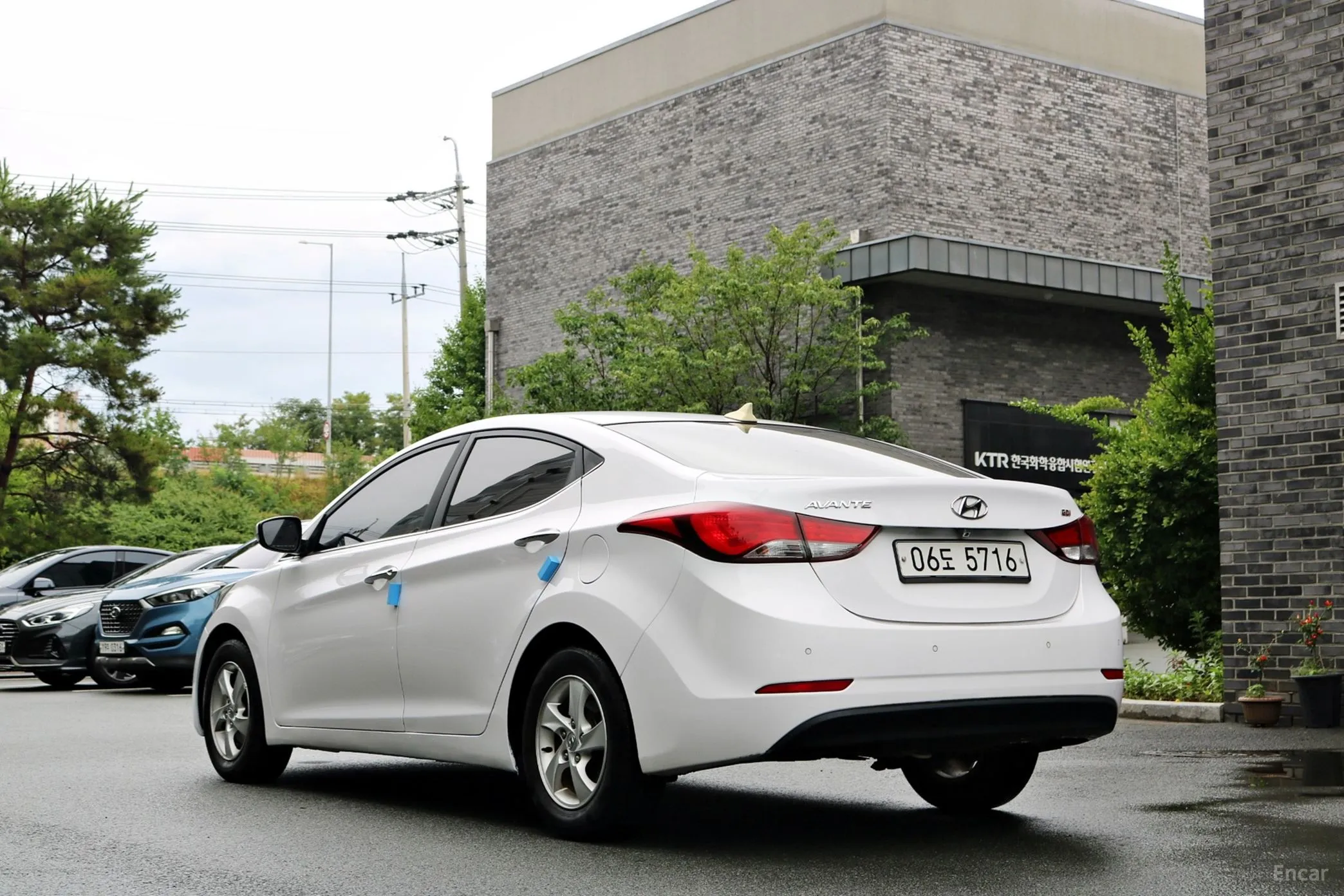 Hyundai Avante превью 3