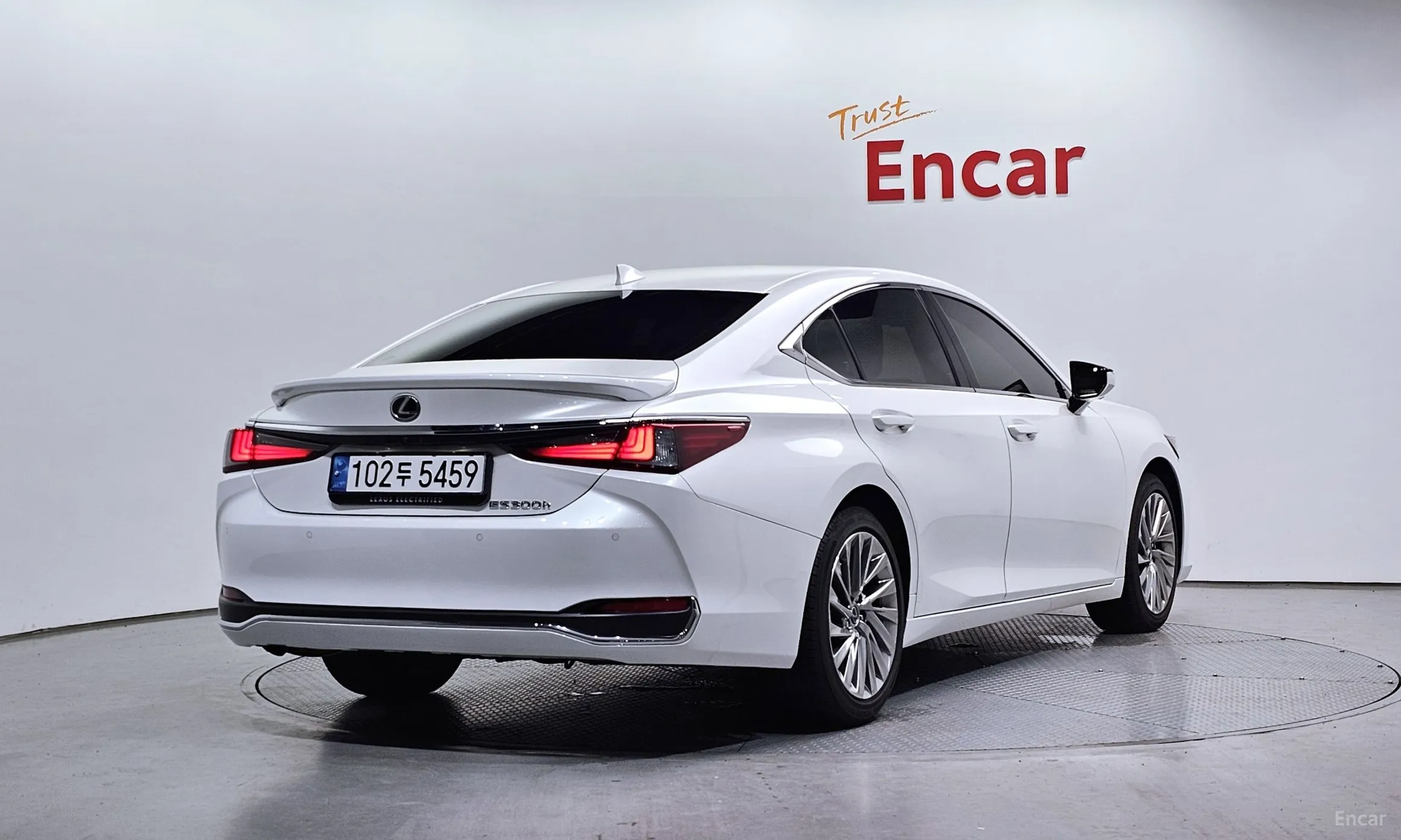 Lexus ES300h 7th Generation