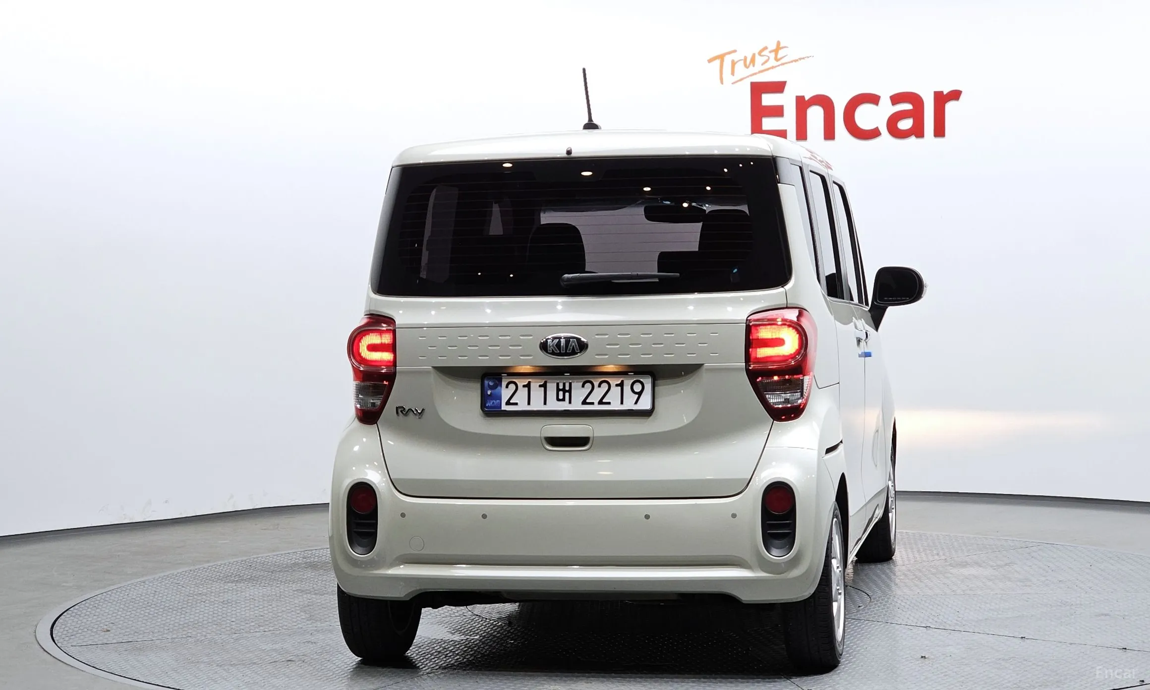 Kia Ray превью 3