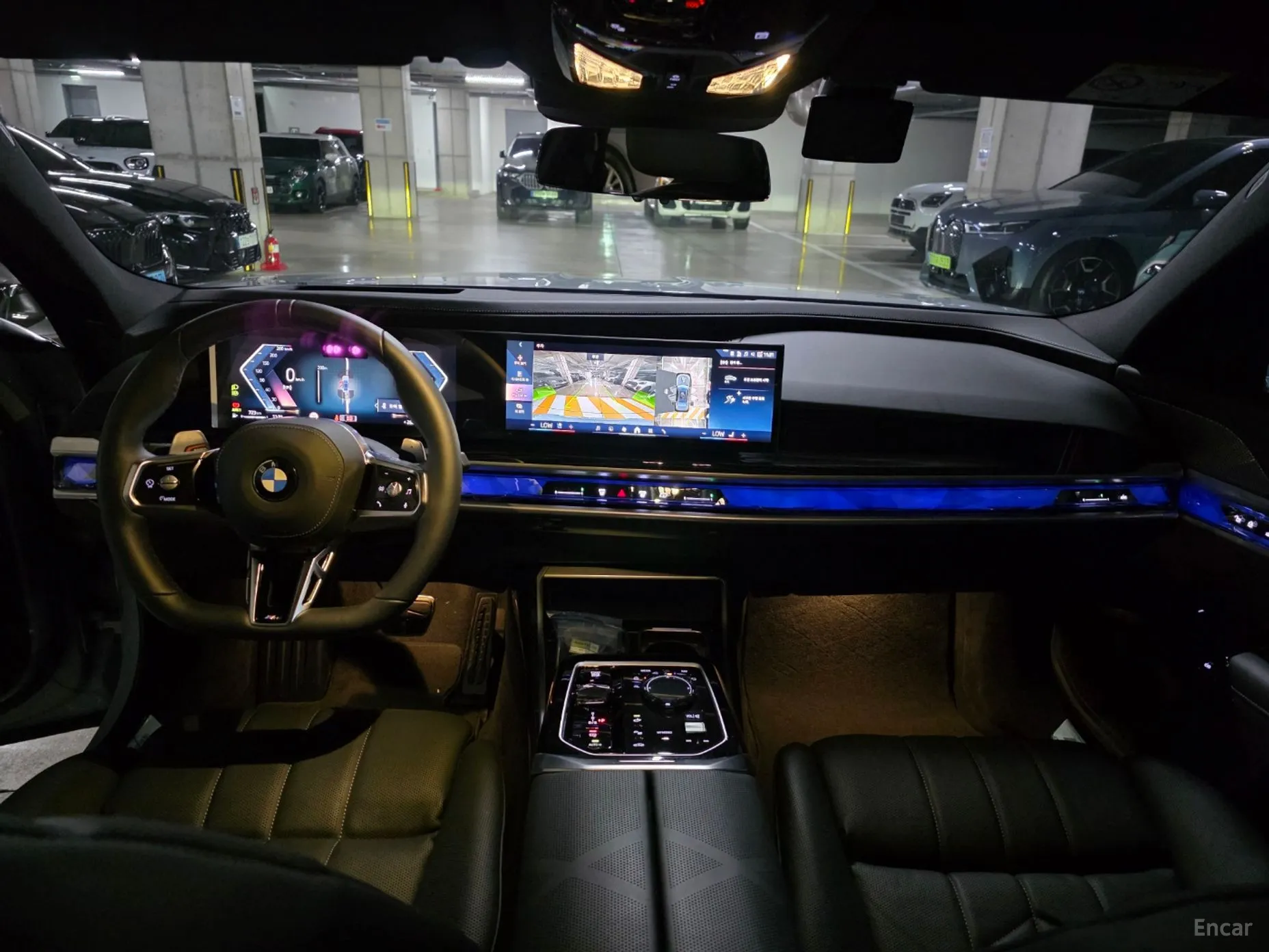 BMW 7 Series (G70) превью 4