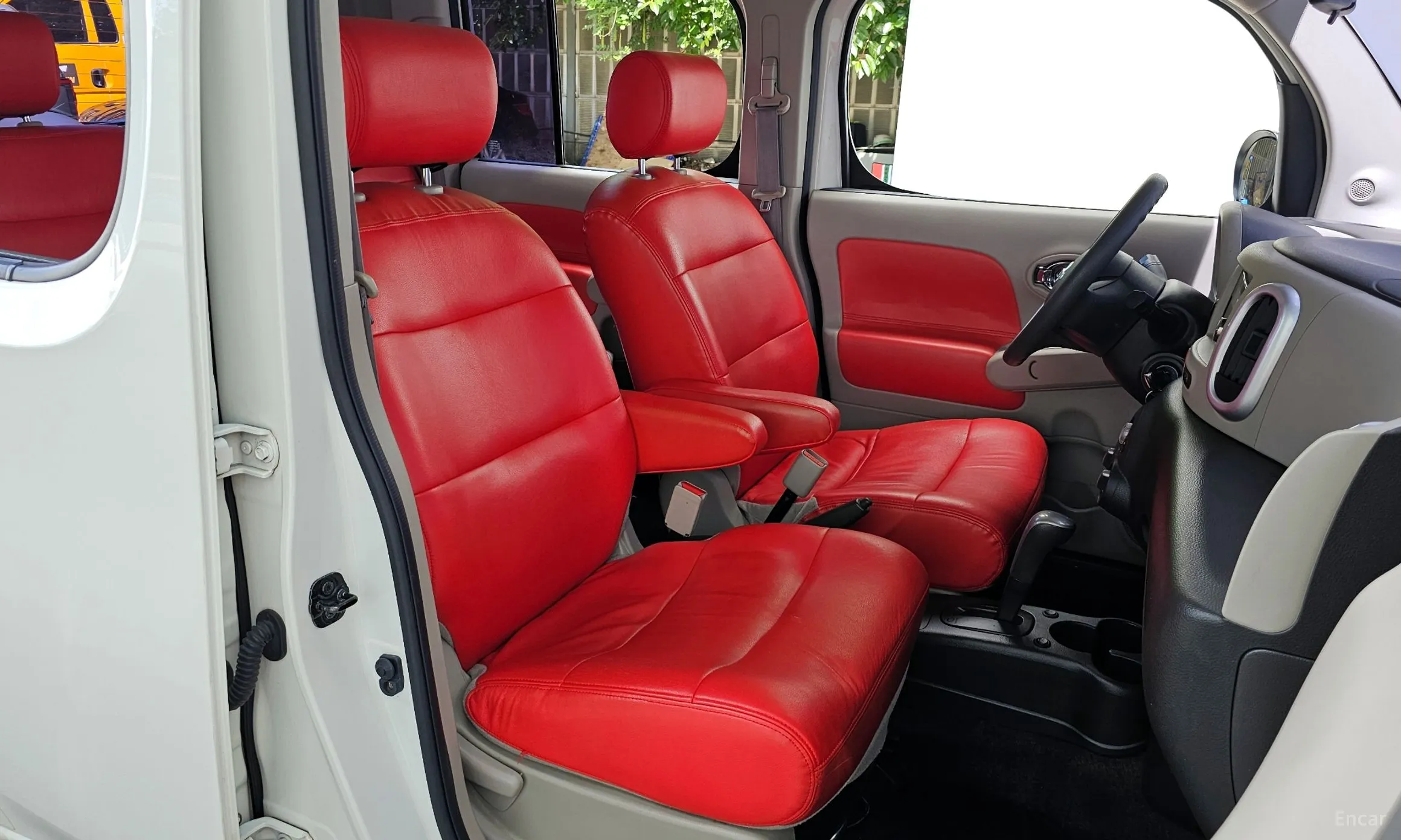 Nissan Cube превью 10