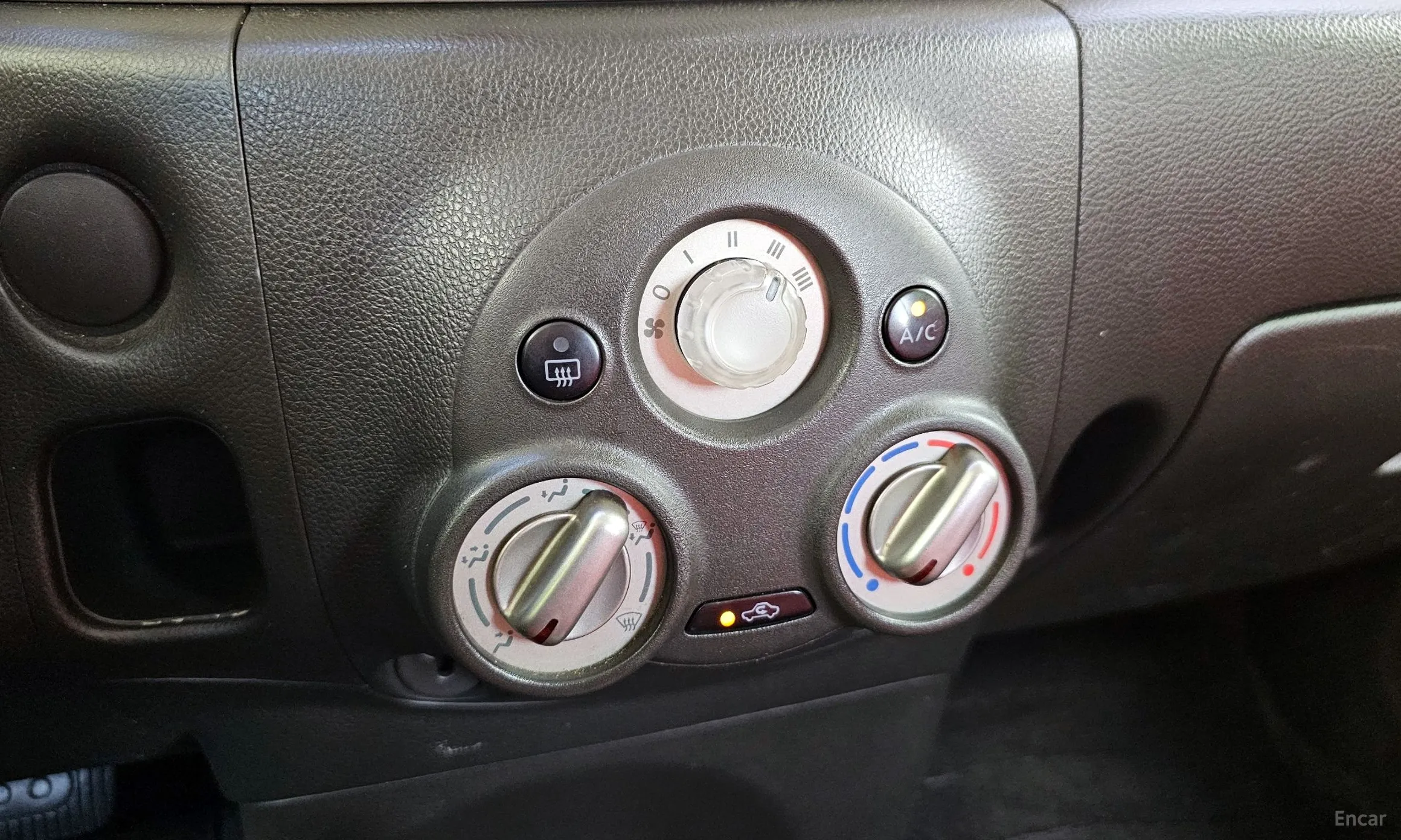 Nissan Cube превью 16