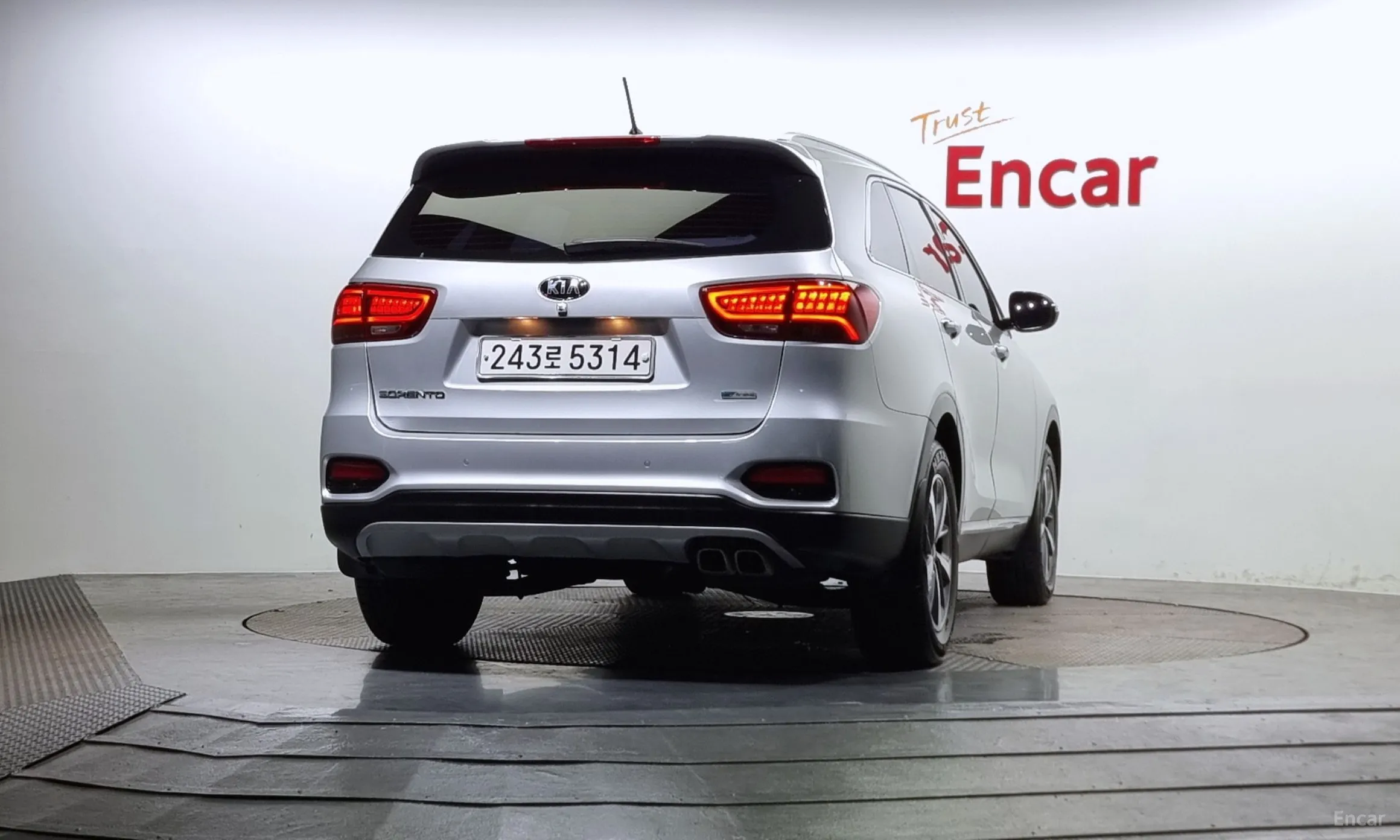 Kia Sorento превью 3
