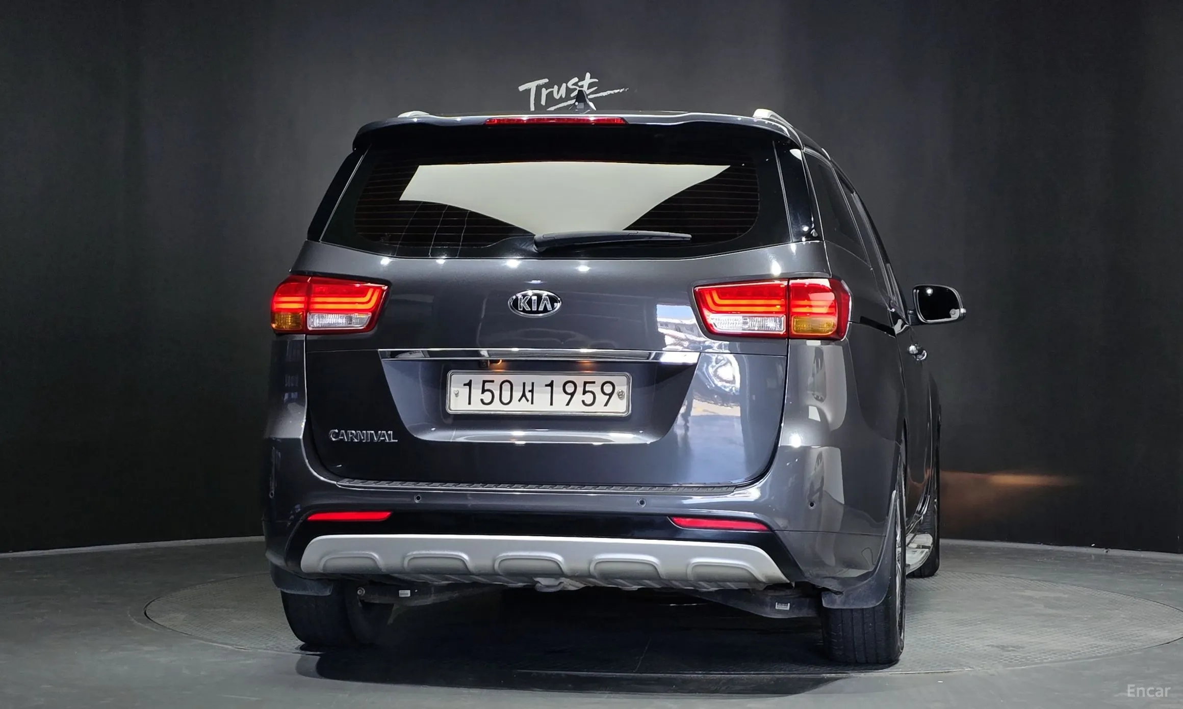 Kia Carnival превью 3