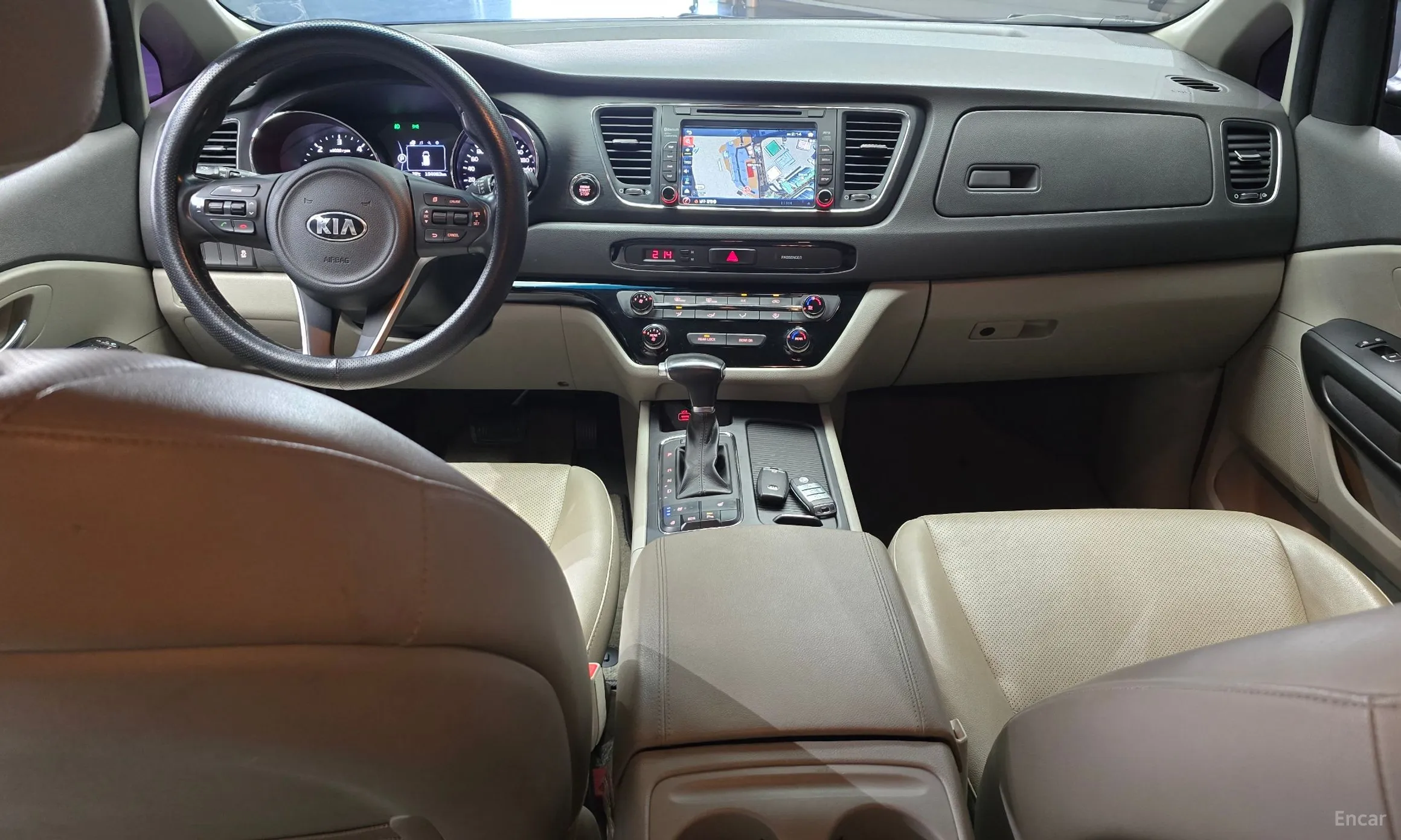 Kia Carnival превью 4