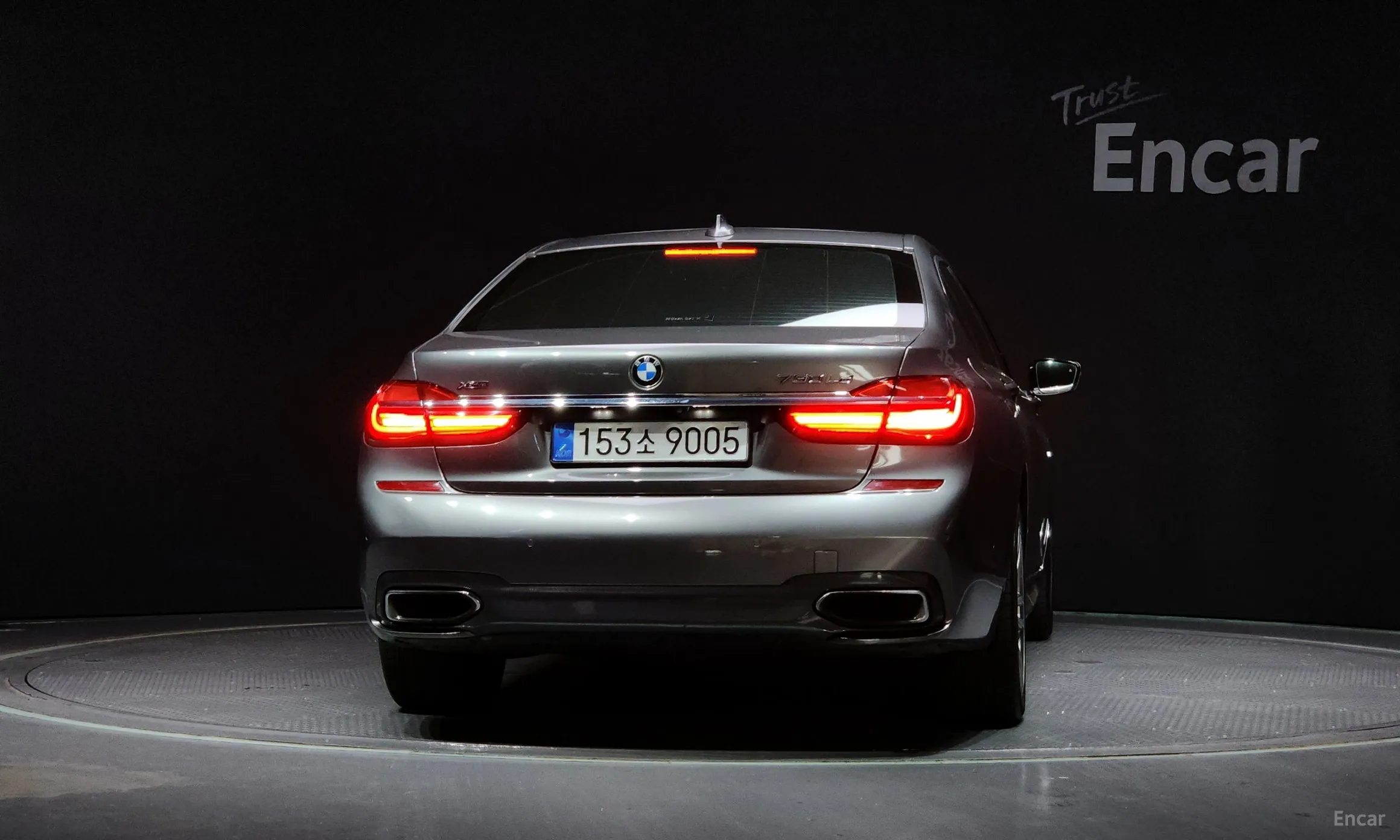 BMW 7 Series (G11) превью 3