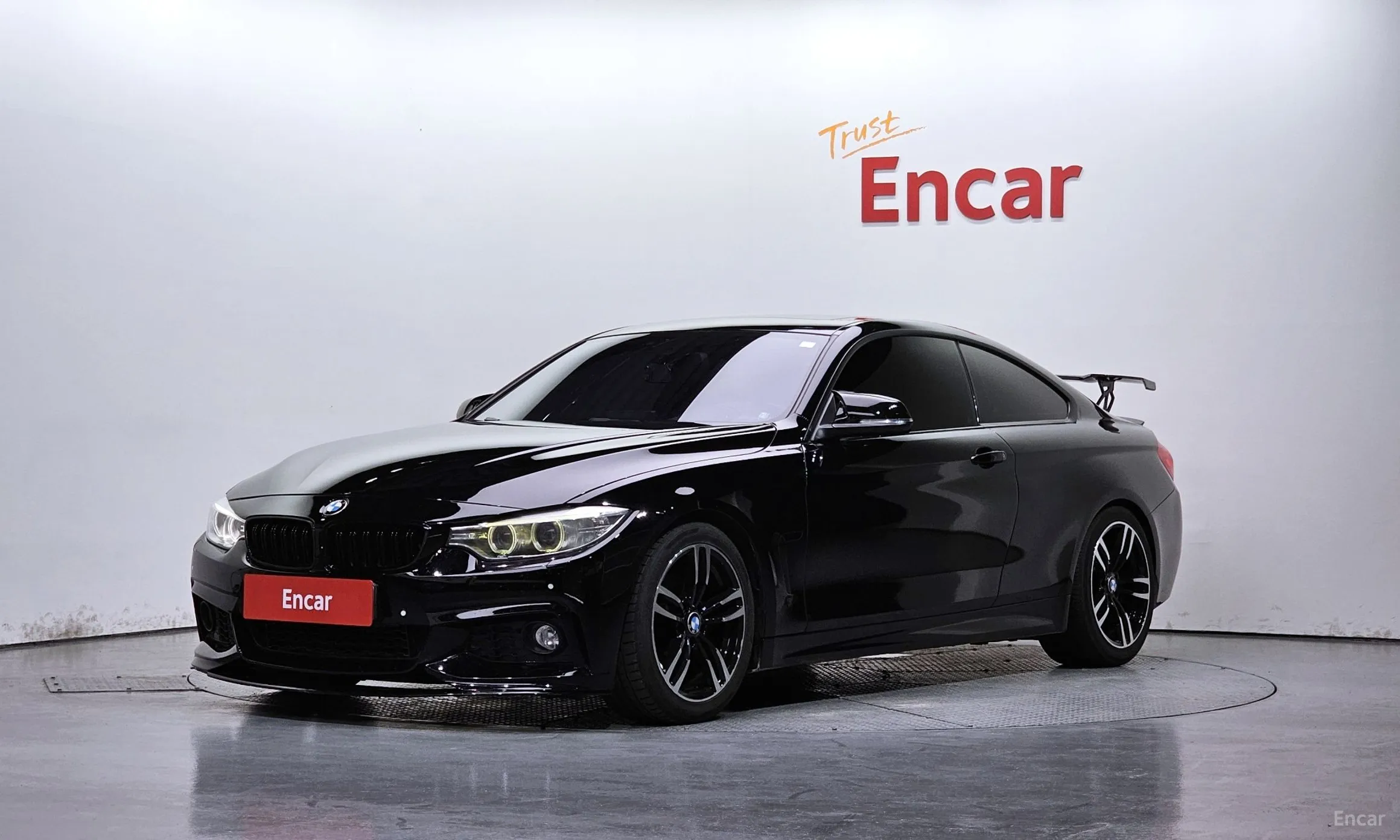 Series 4 (F32)