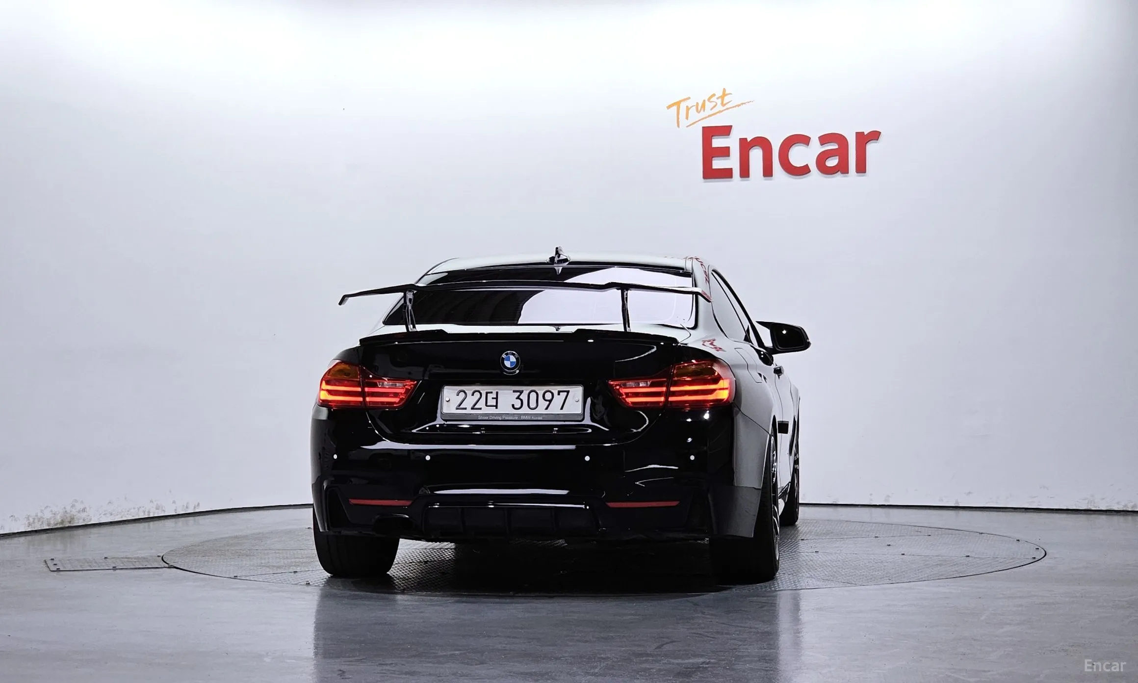 BMW Series 4 (F32) превью 3